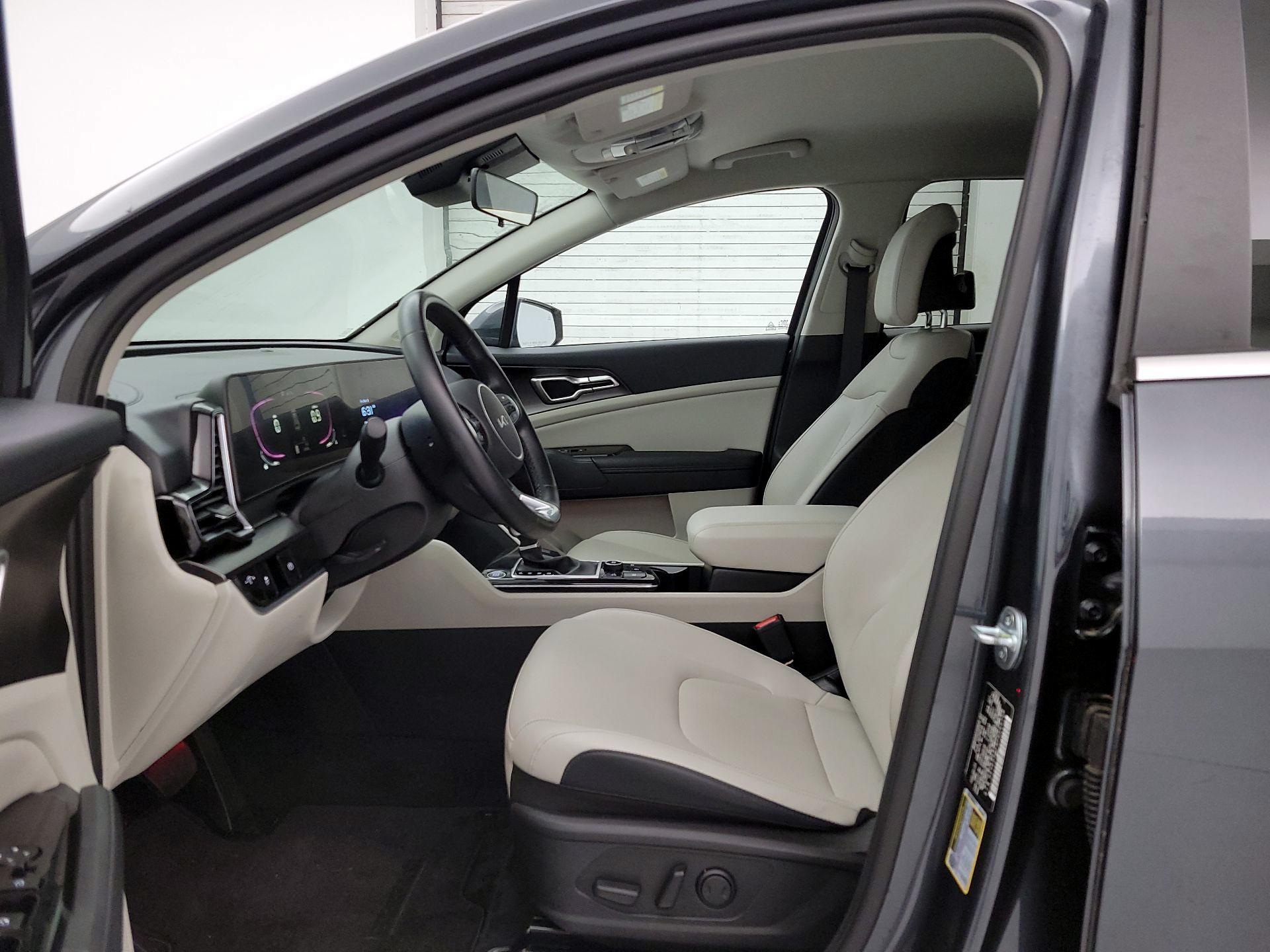 Thumbnail: 2023 Kia Sportage - 11