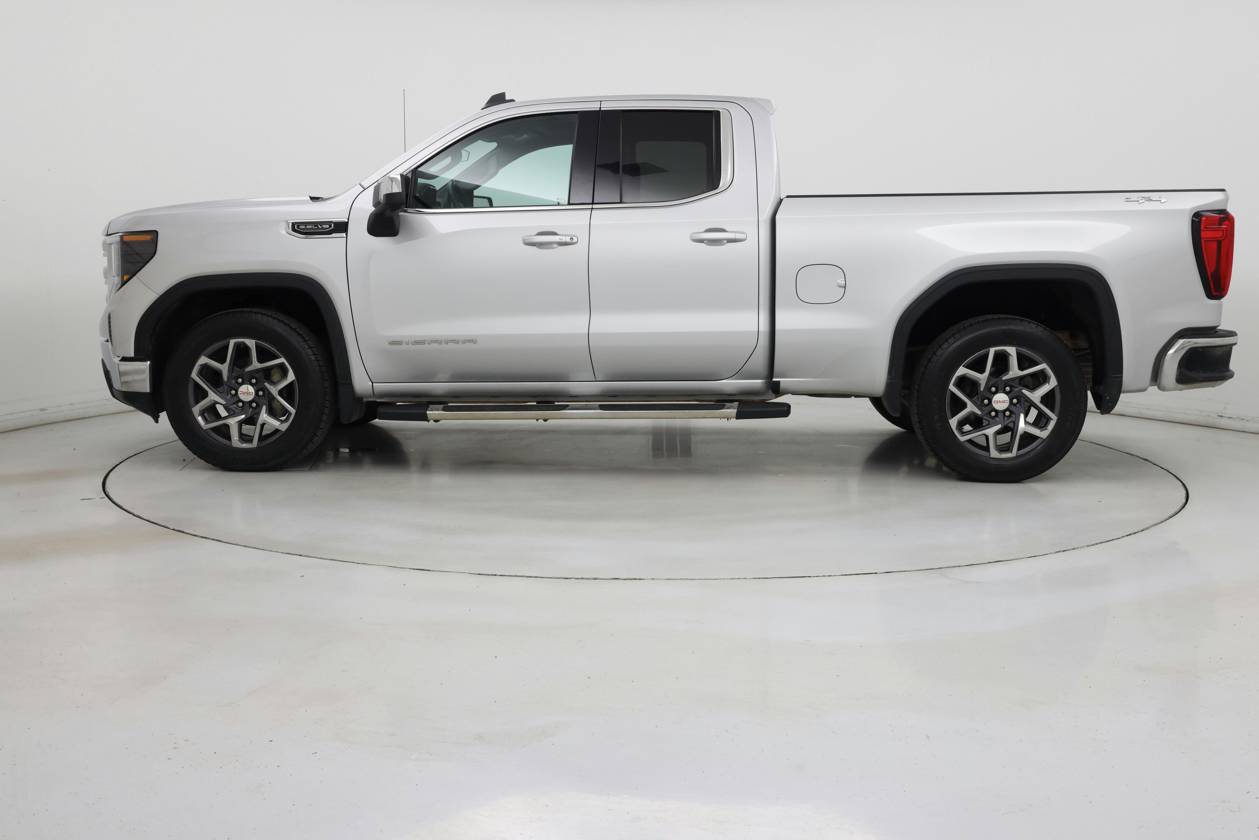 Thumbnail: 2022 GMC Sierra 1500 - 3
