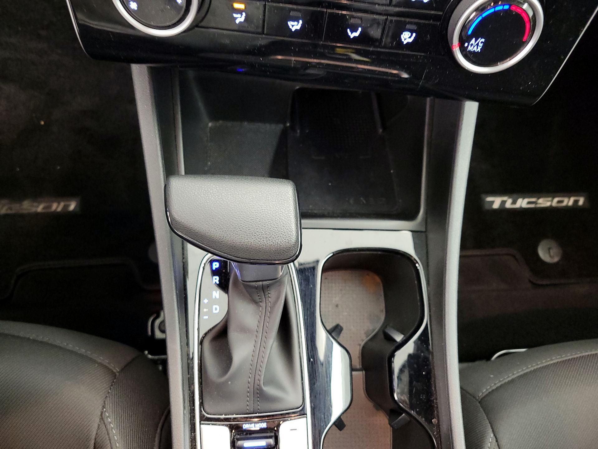 Thumbnail: 2023 Hyundai Tucson - 18