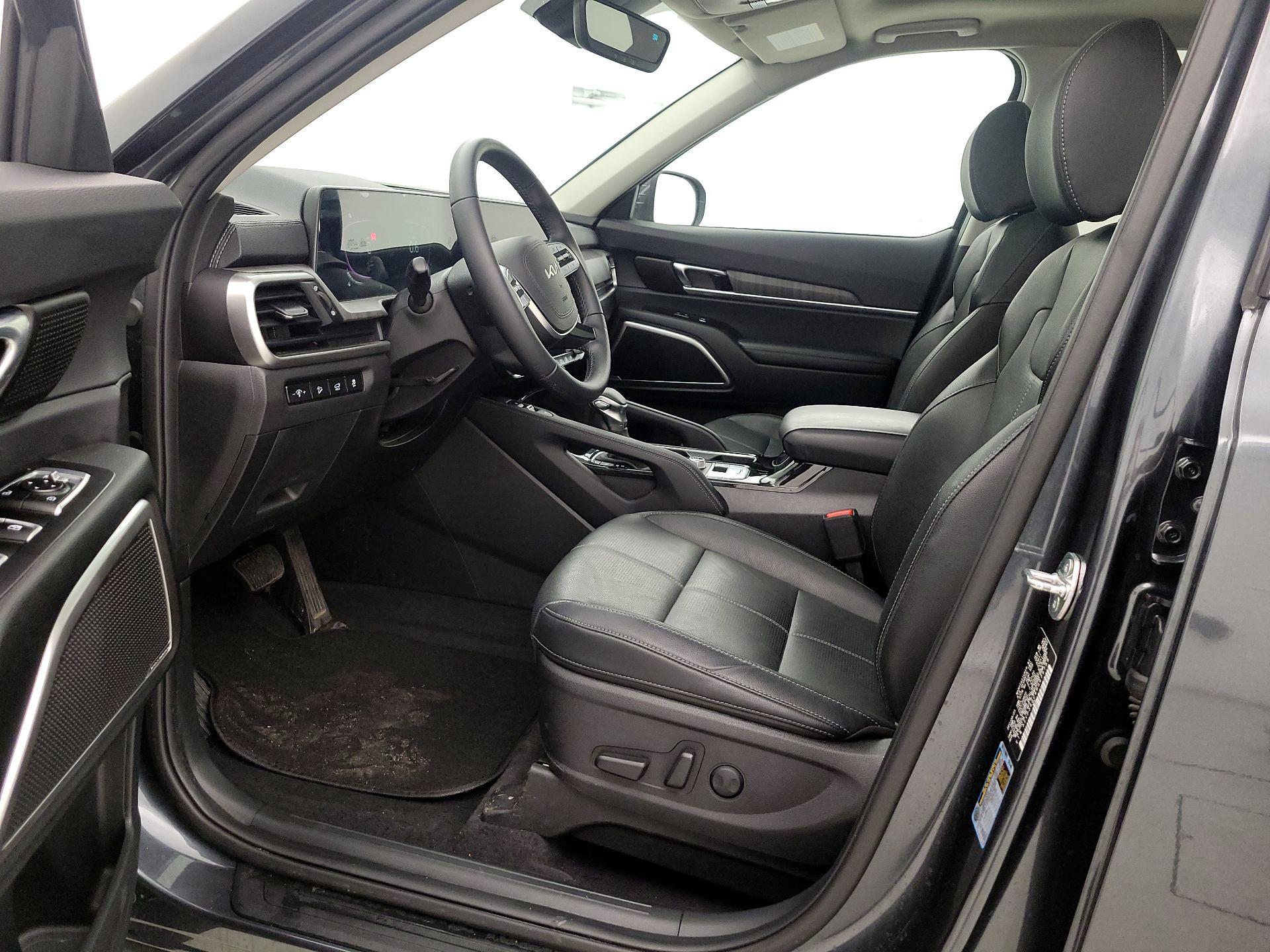 Thumbnail: 2024 Kia Telluride - 11