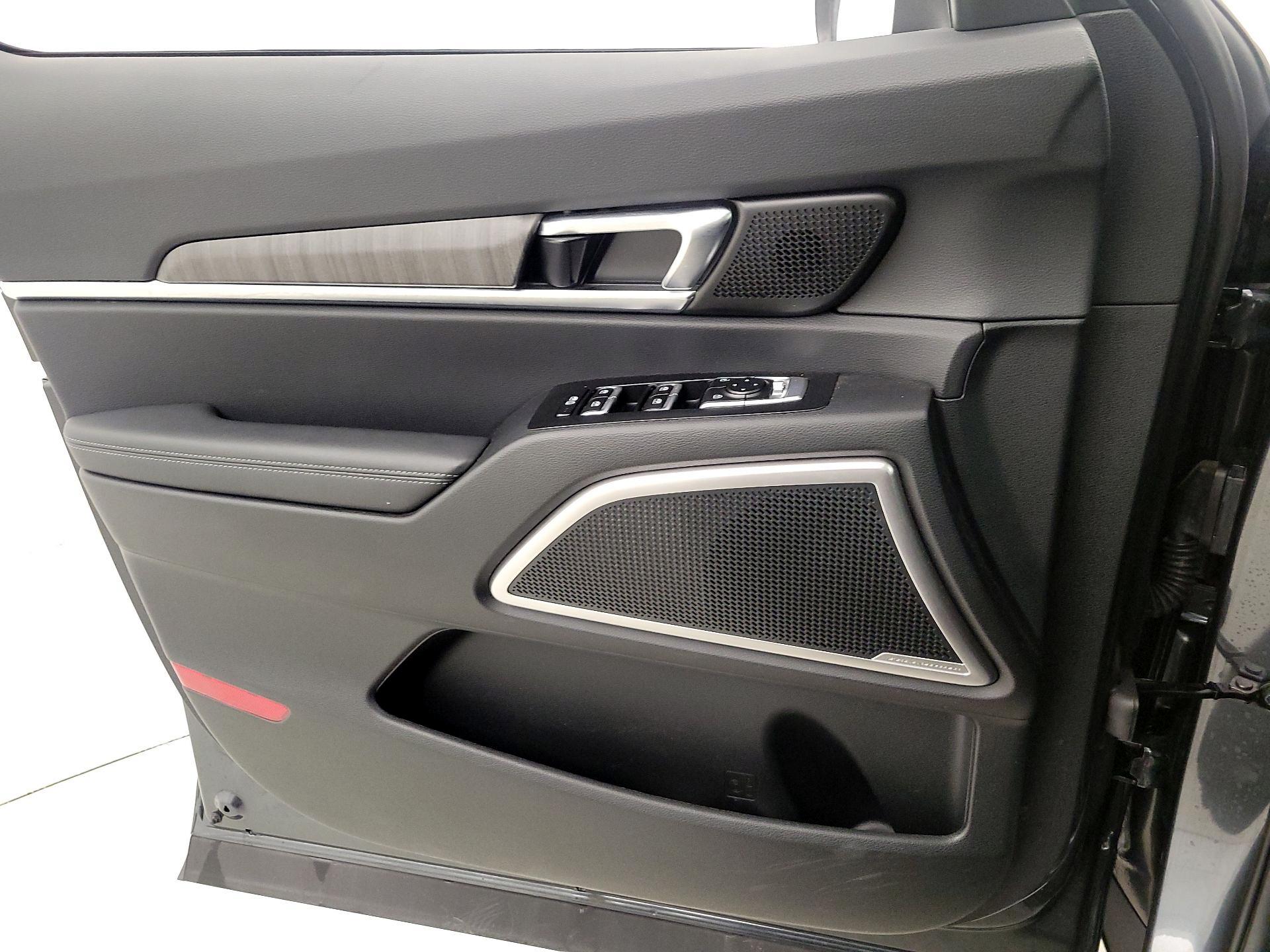 Thumbnail: 2024 Kia Telluride - 12