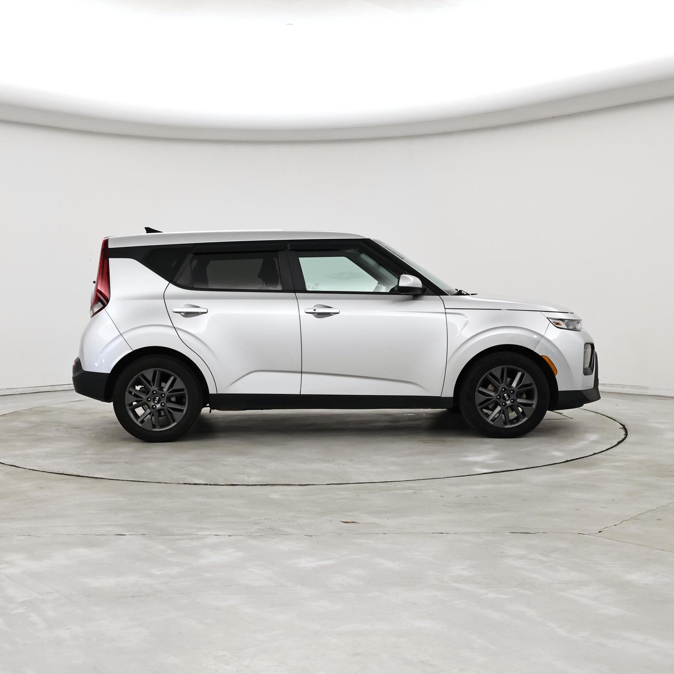 Thumbnail: 2021 Kia Soul - 7