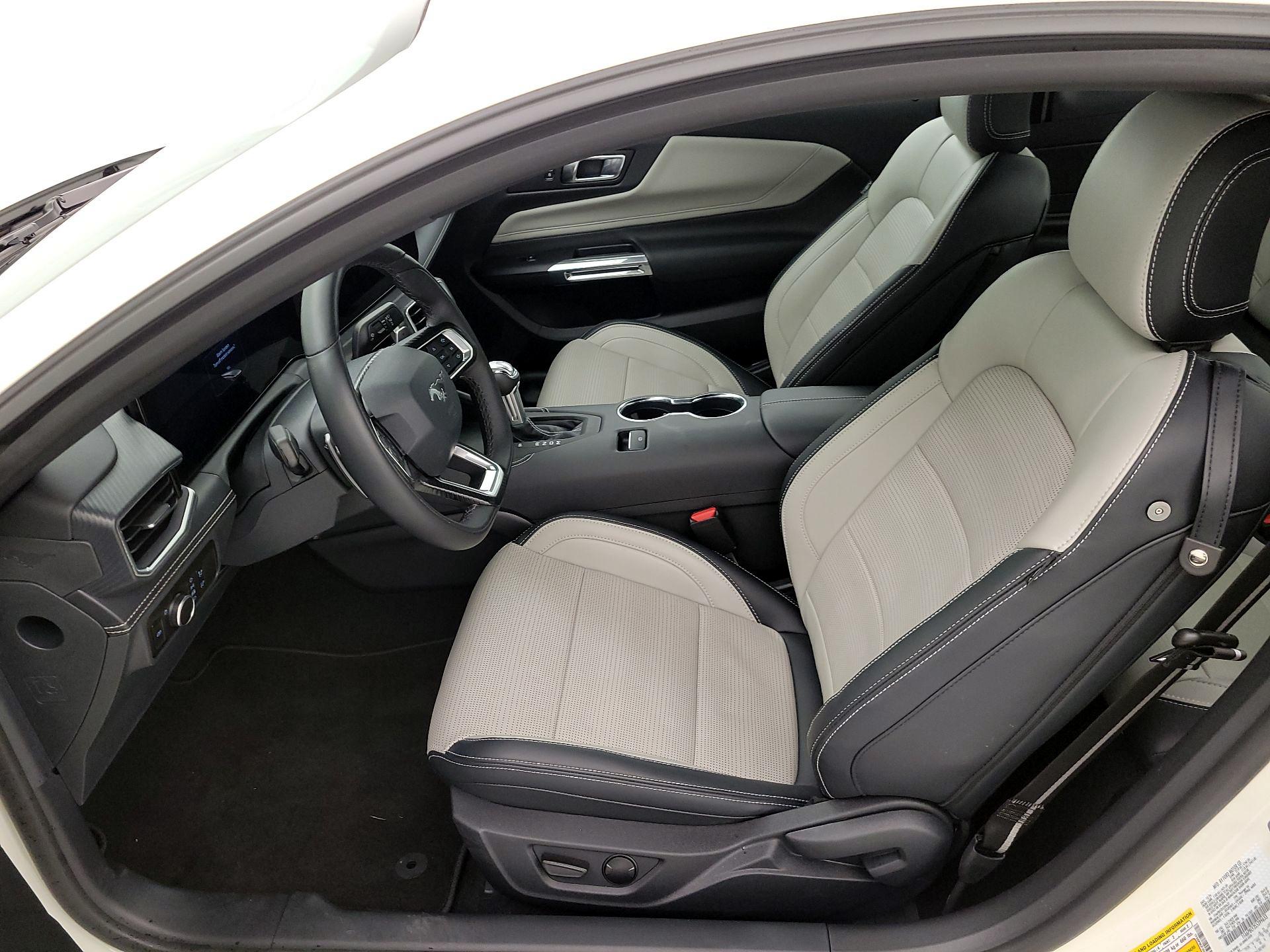 Thumbnail: 2025 Ford Mustang - 11