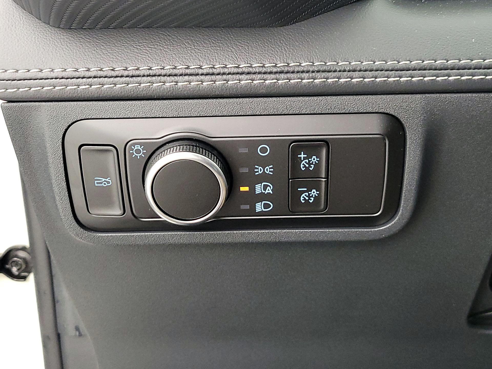 Thumbnail: 2025 Ford Mustang - 13