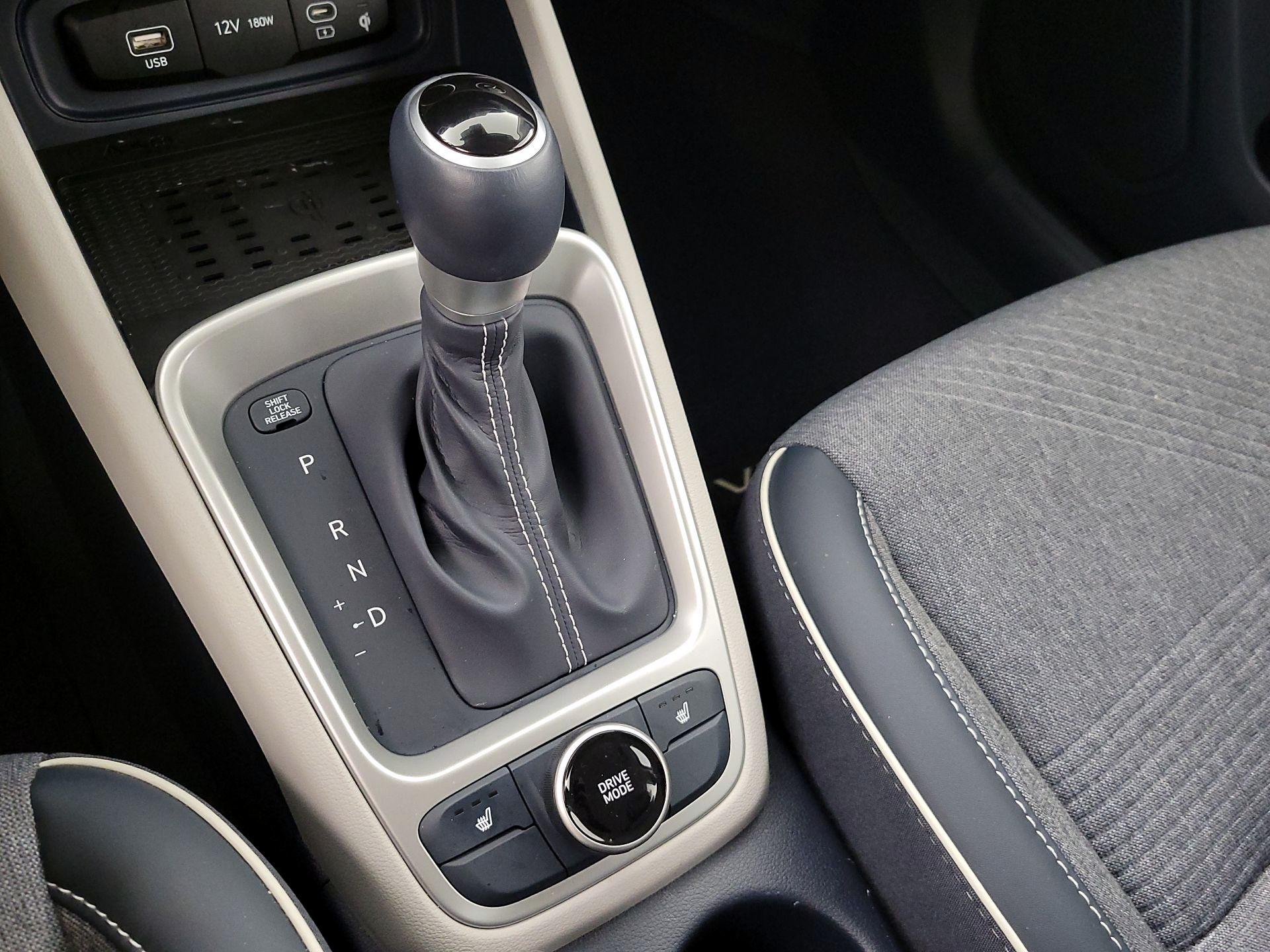 Thumbnail: 2024 Hyundai Venue - 18