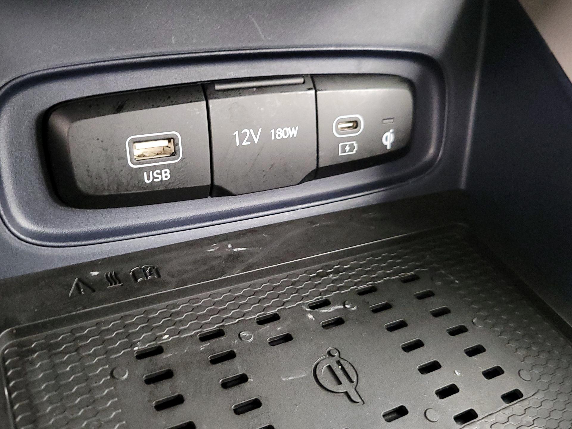 Thumbnail: 2024 Hyundai Venue - 19