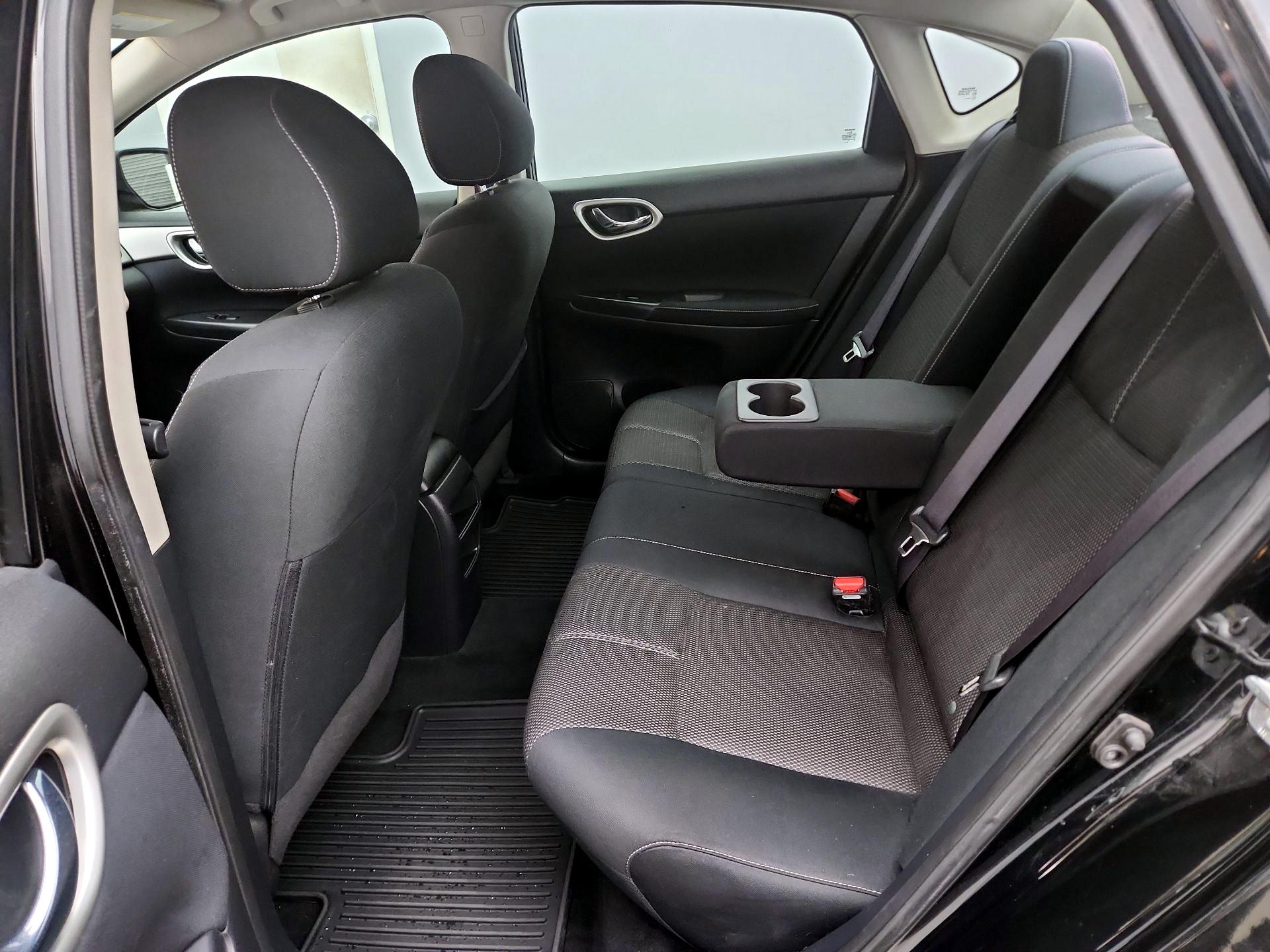 Thumbnail: 2014 Nissan Sentra - 17