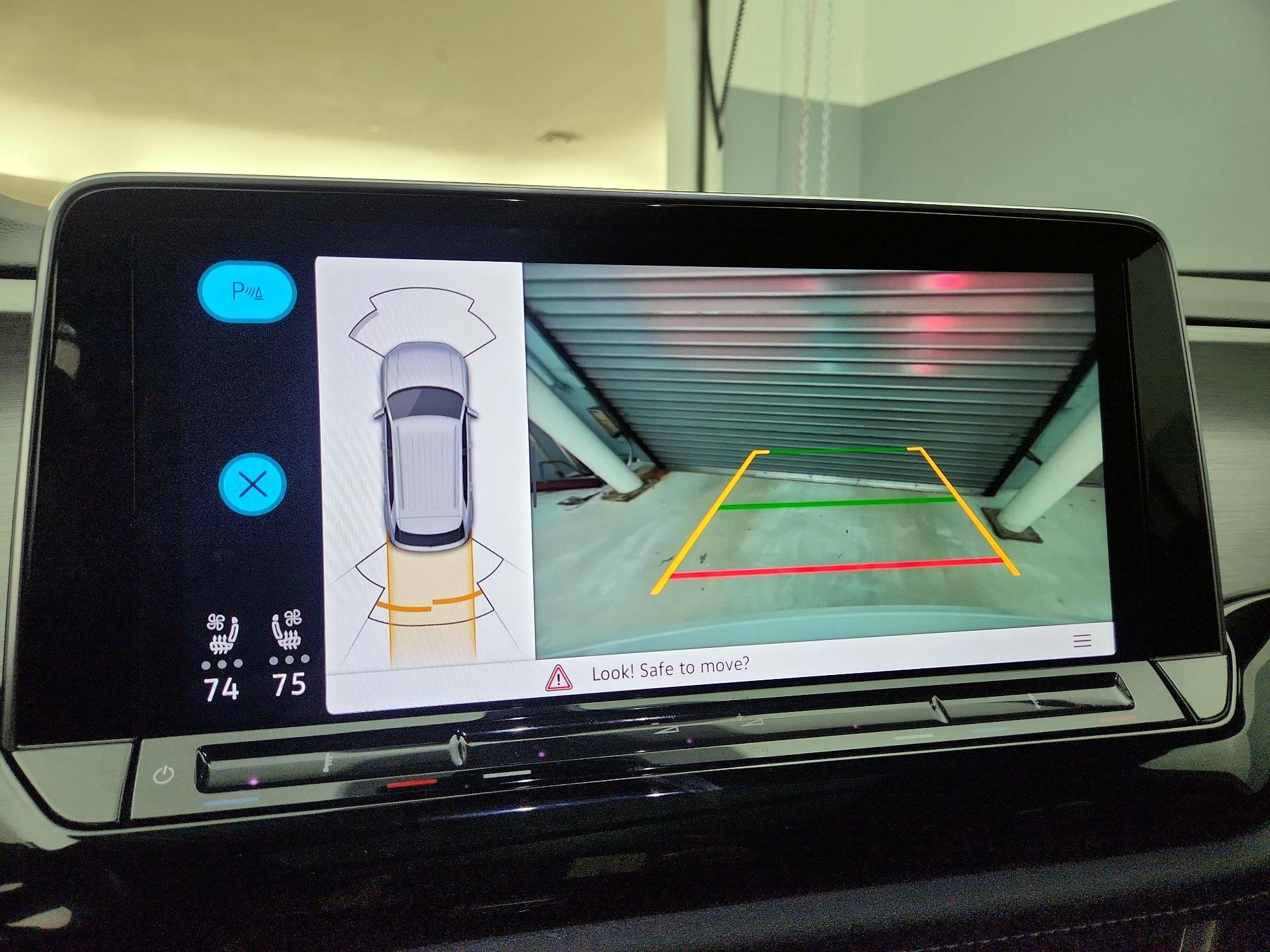 Thumbnail: 2024 Volkswagen Atlas - 14