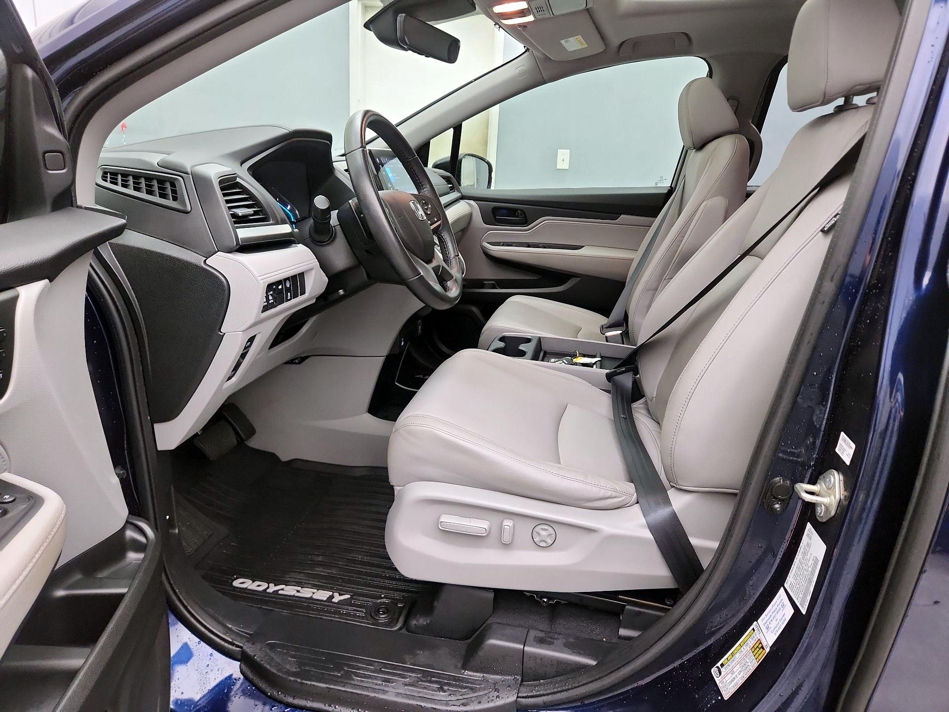 Thumbnail: 2021 Honda Odyssey - 11