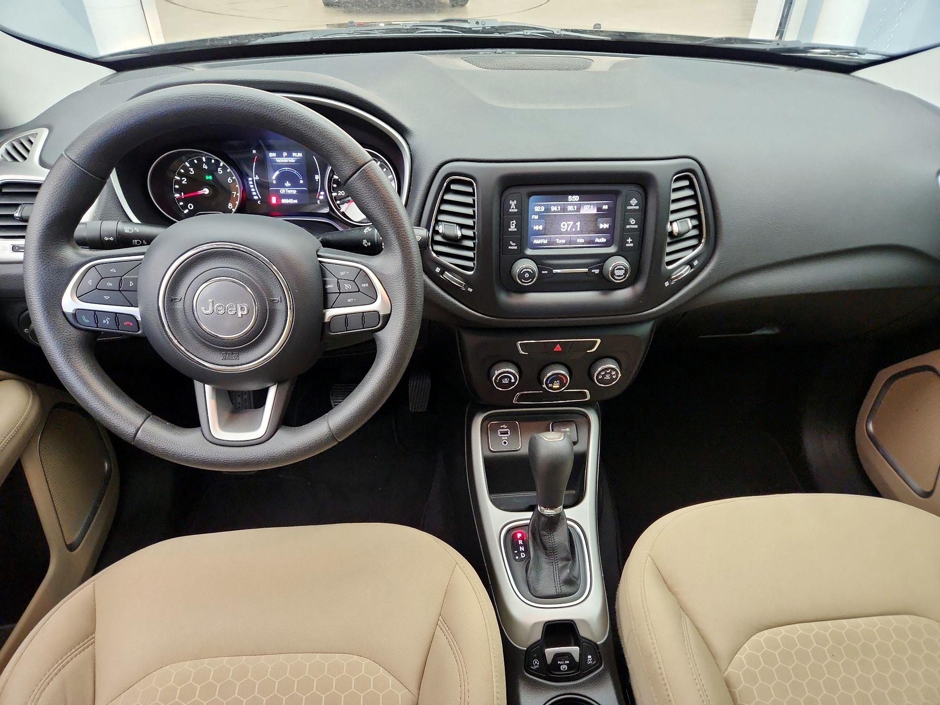 Thumbnail: 2018 Jeep Compass - 9