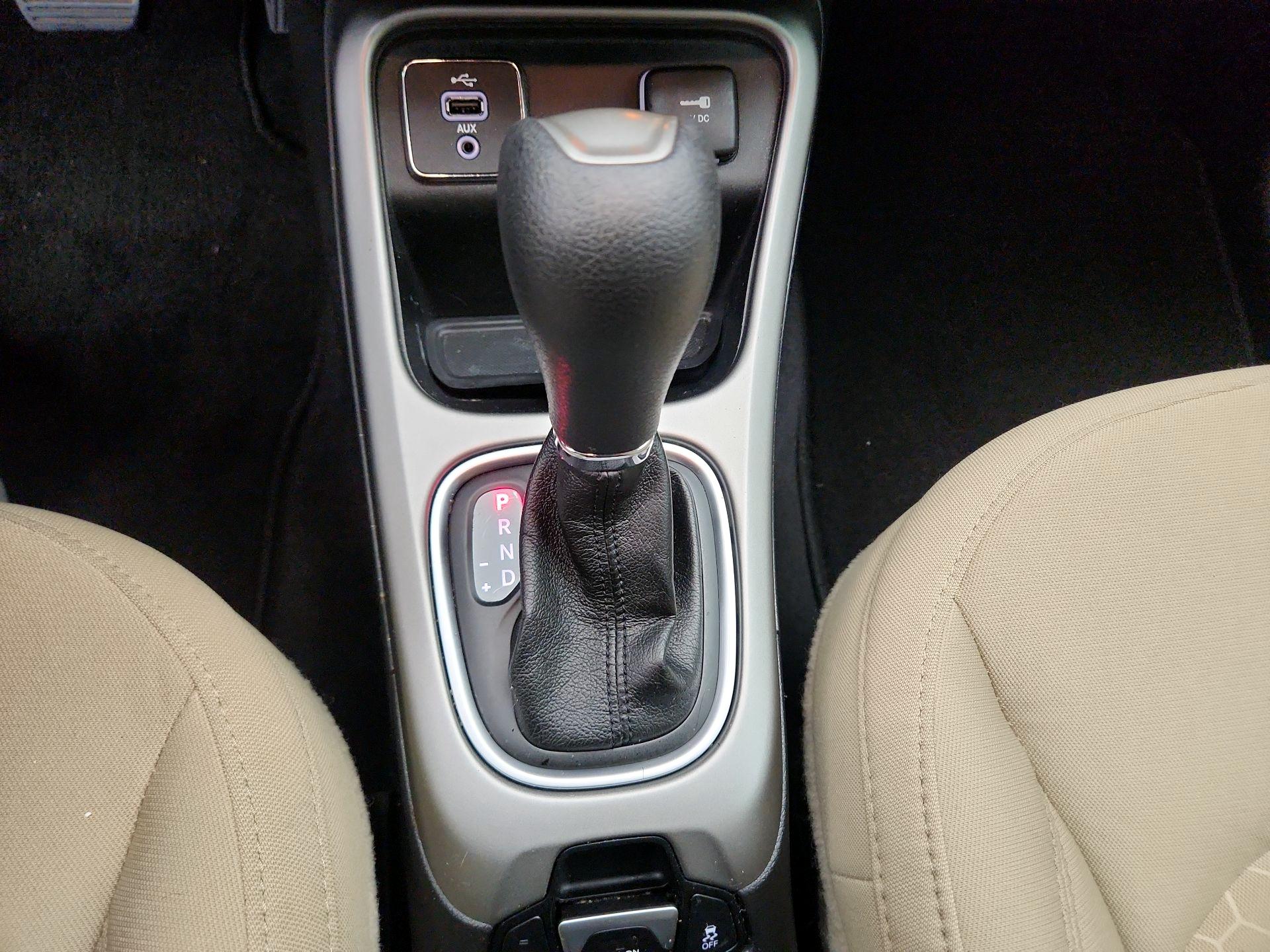 Thumbnail: 2018 Jeep Compass - 17