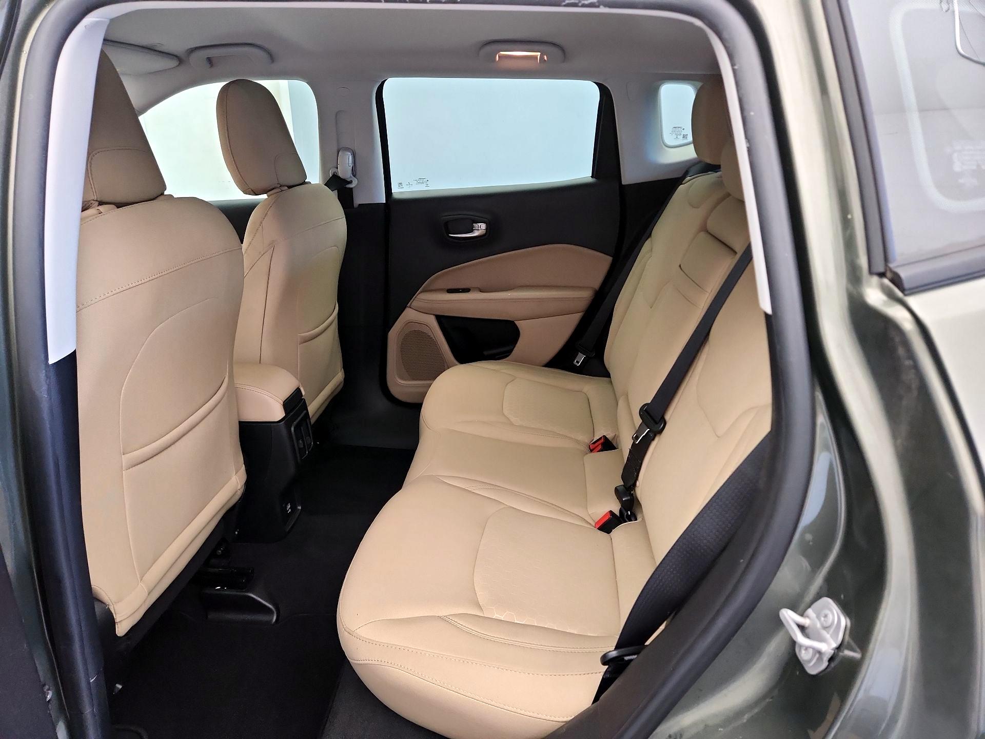 Thumbnail: 2018 Jeep Compass - 19