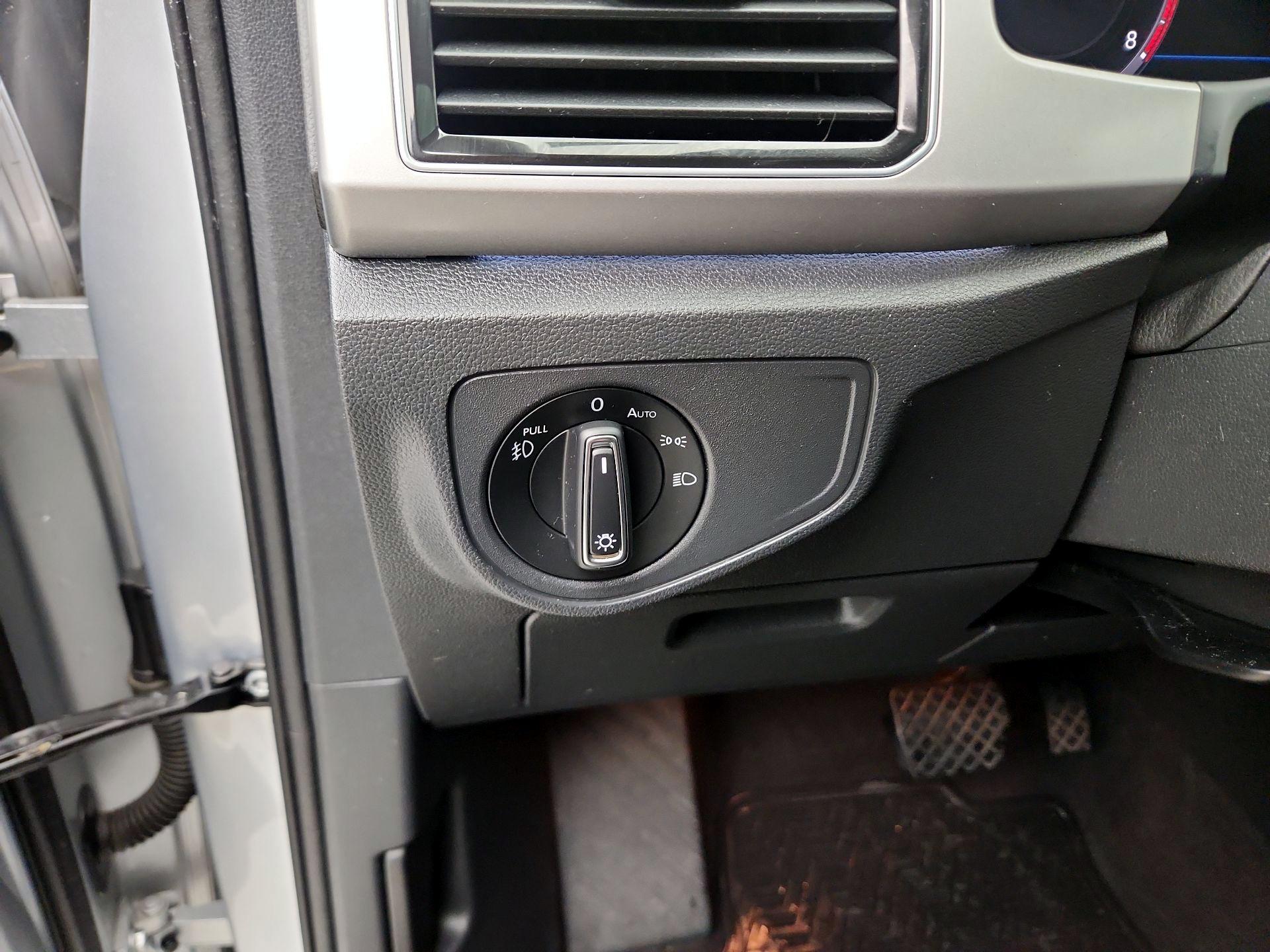 Thumbnail: 2019 Volkswagen Atlas - 13