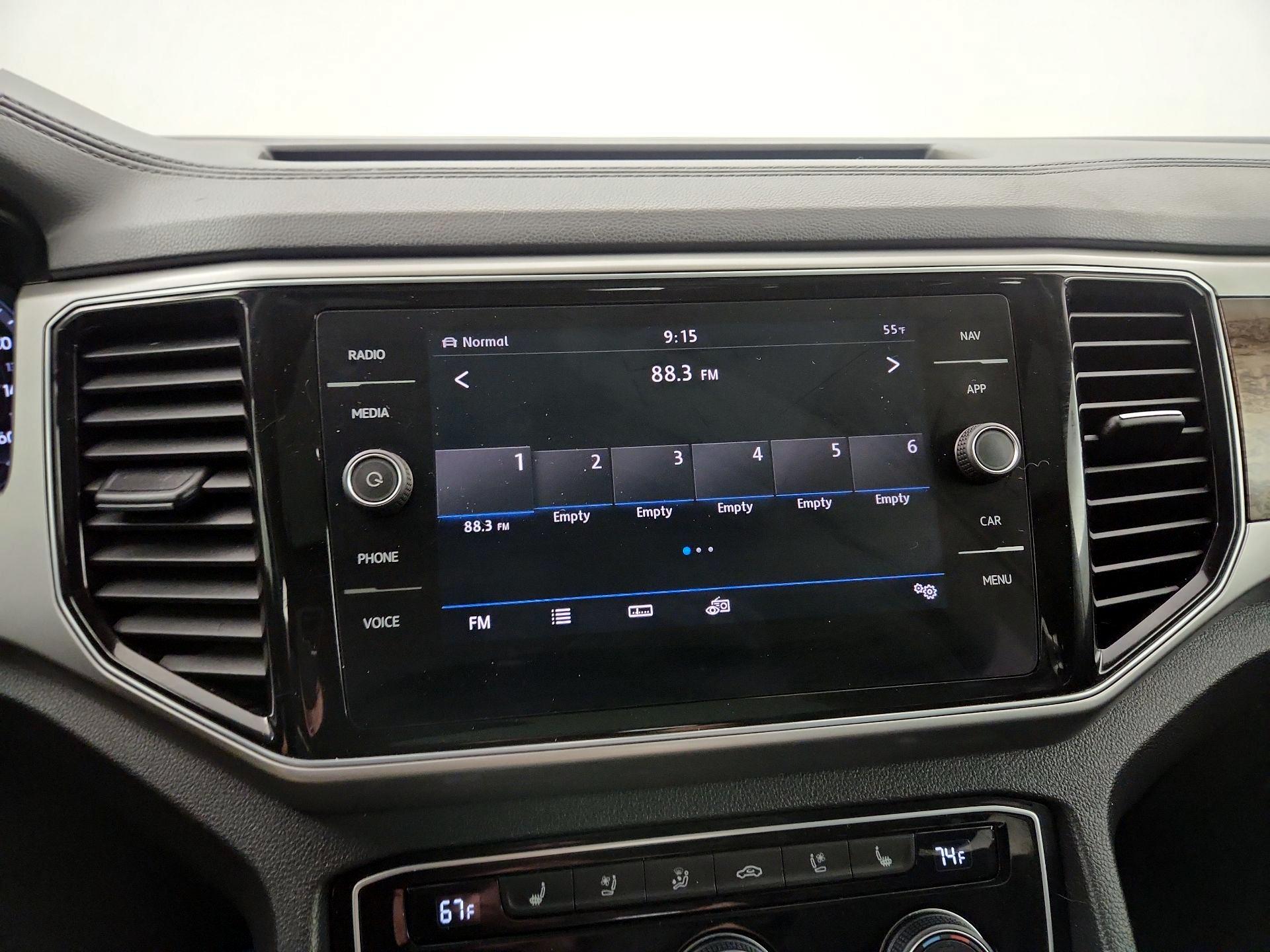 Thumbnail: 2019 Volkswagen Atlas - 16