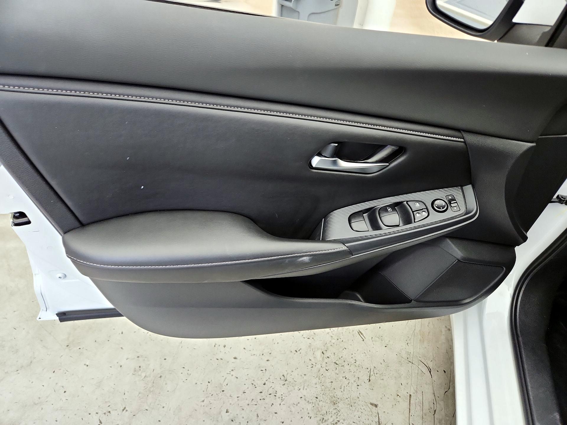 Thumbnail: 2023 Nissan Sentra - 12