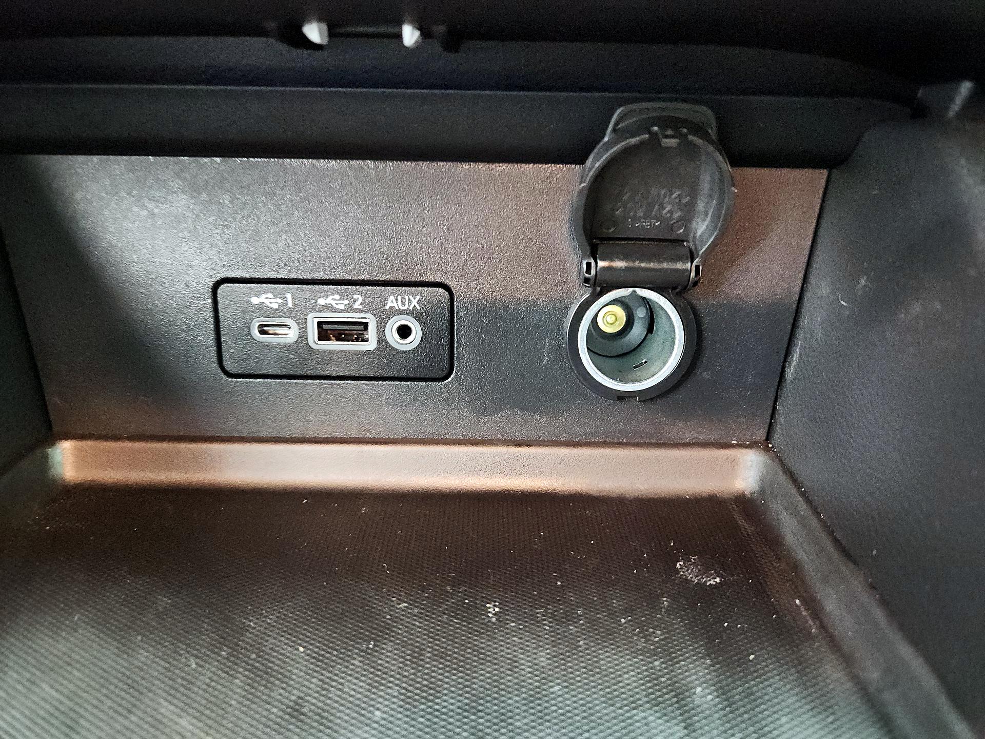 Thumbnail: 2023 Nissan Sentra - 18