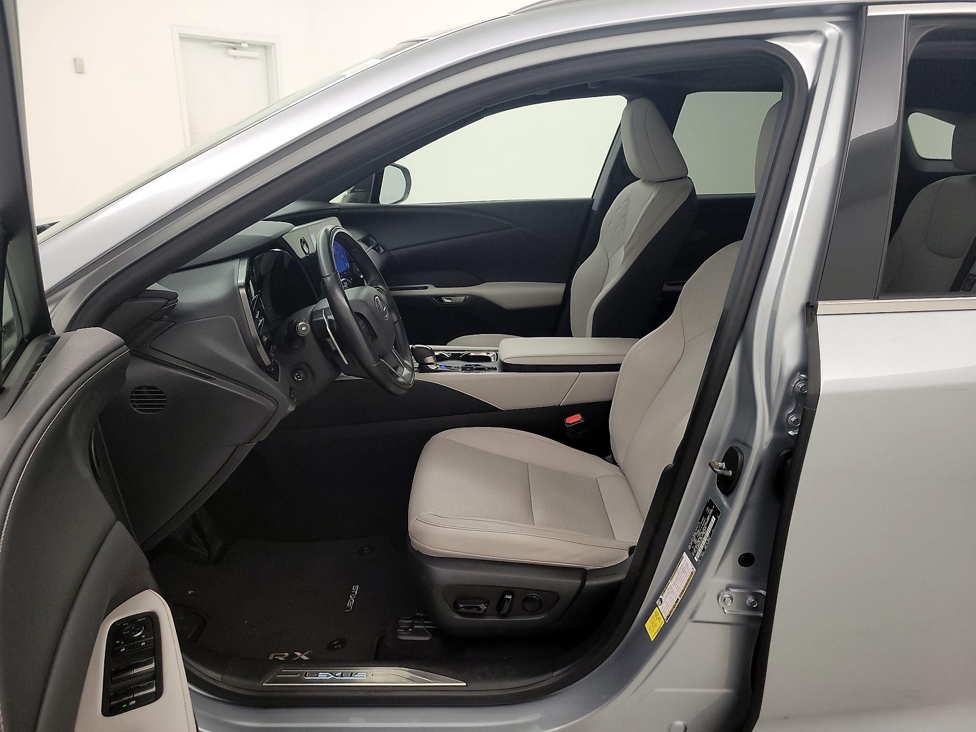 Thumbnail: 2023 Lexus RX - 9