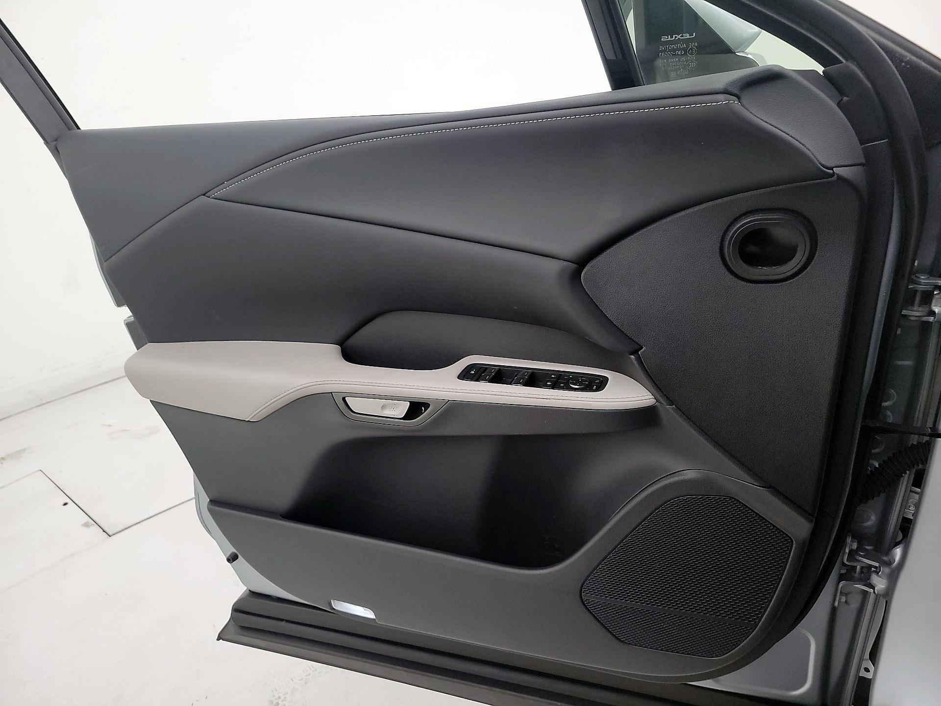 Thumbnail: 2023 Lexus RX - 10