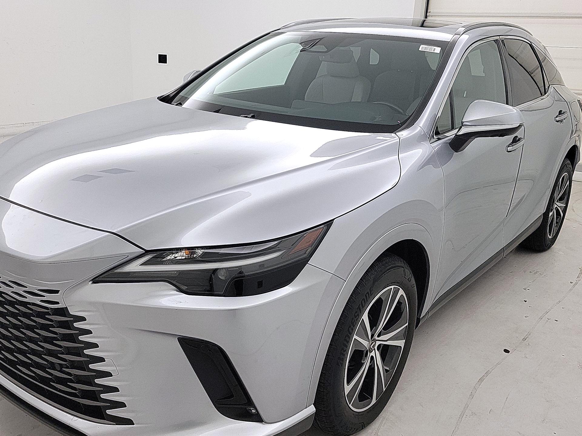 Thumbnail: 2023 Lexus RX - 3