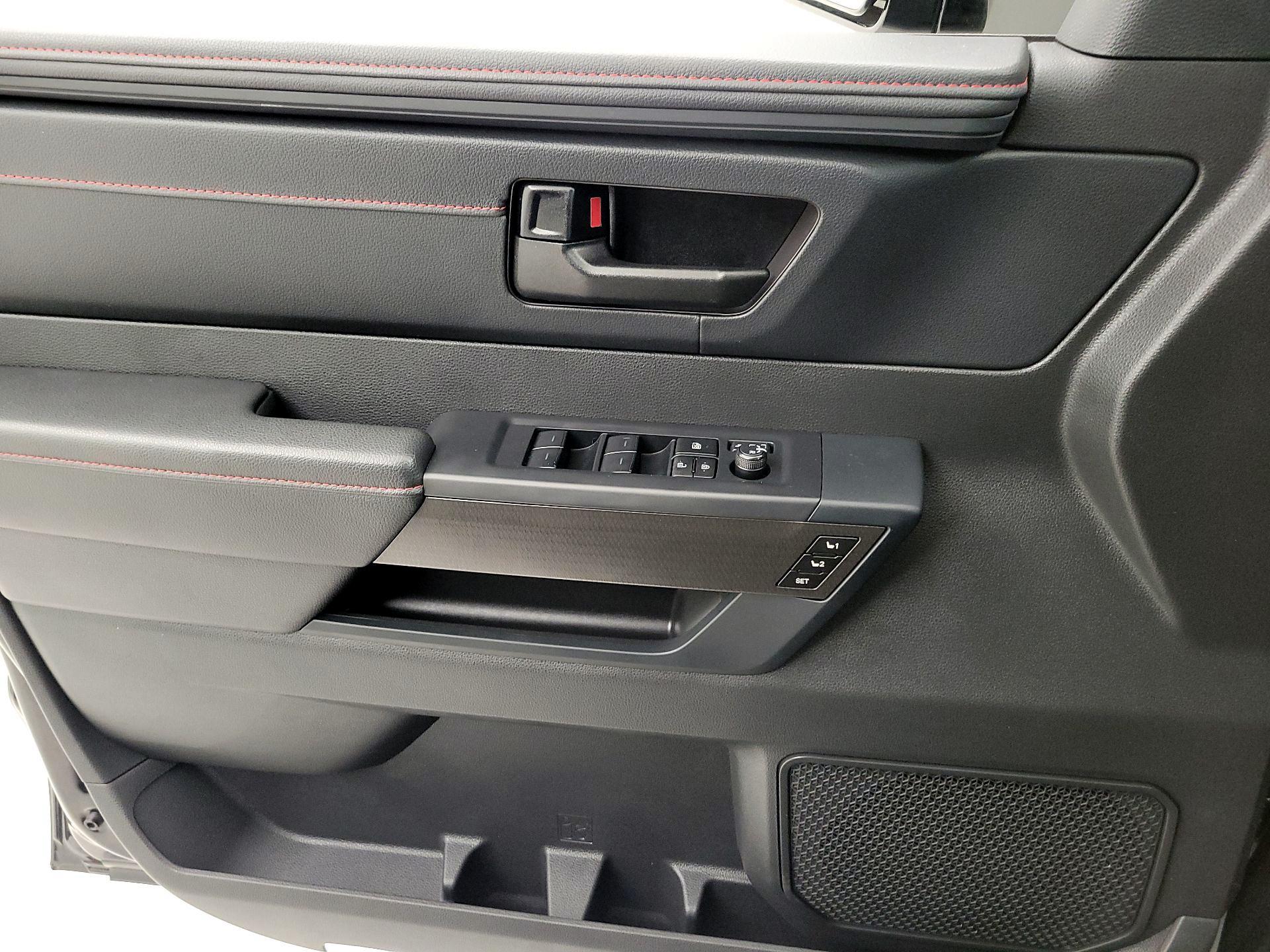 Thumbnail: 2024 Toyota Tundra - 12