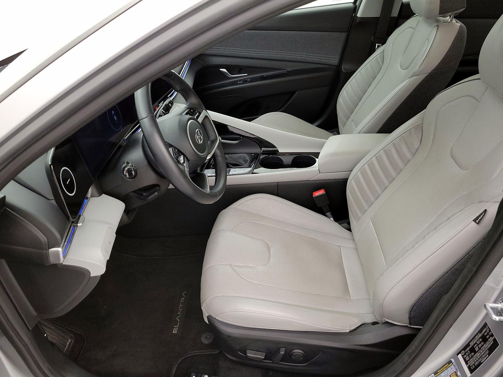 Thumbnail: 2023 Hyundai Elantra - 11