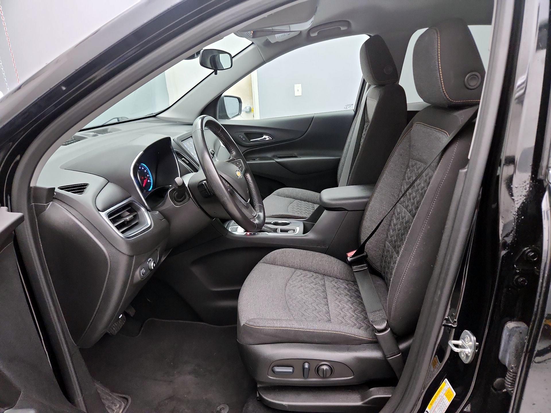 Thumbnail: 2022 Chevrolet Equinox - 11