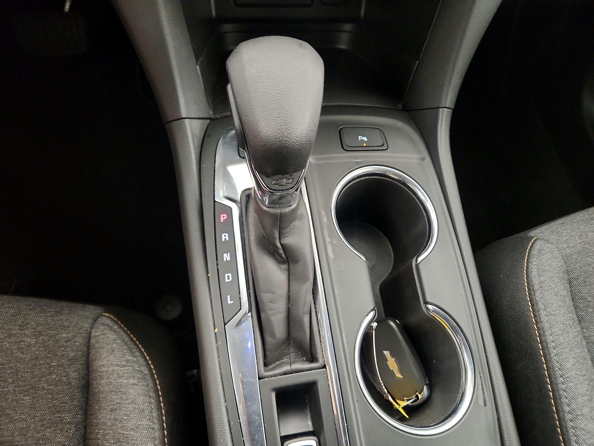 Thumbnail: 2022 Chevrolet Equinox - 17