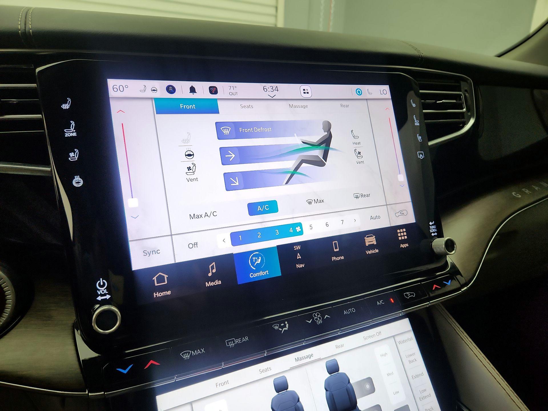 Thumbnail: 2022 Jeep Grand Wagoneer - 16