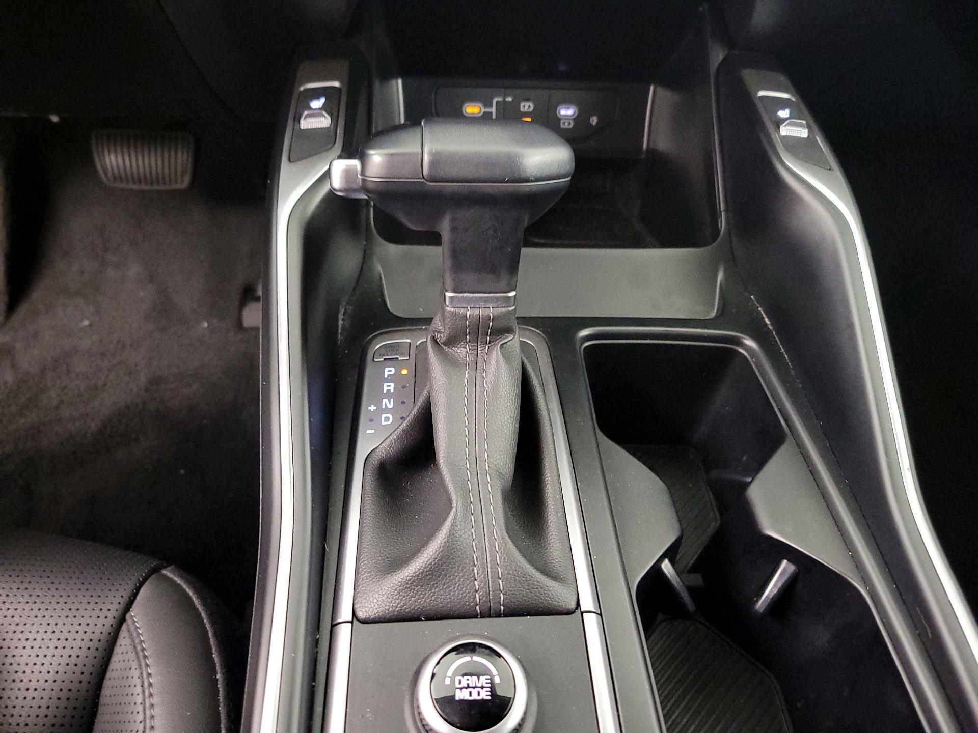 Thumbnail: 2022 Kia Sorento - 18