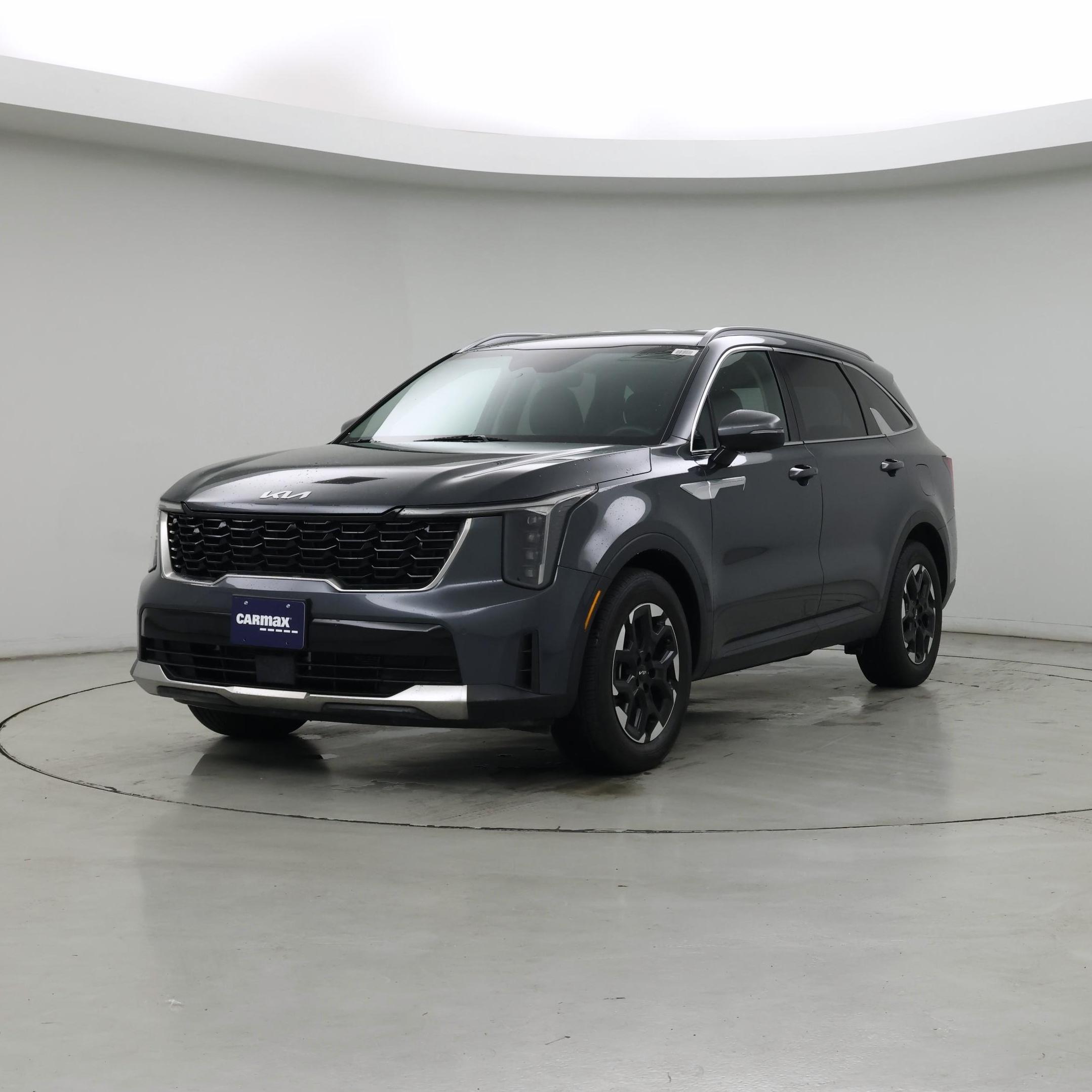 Thumbnail: 2022 Kia Sorento - 4