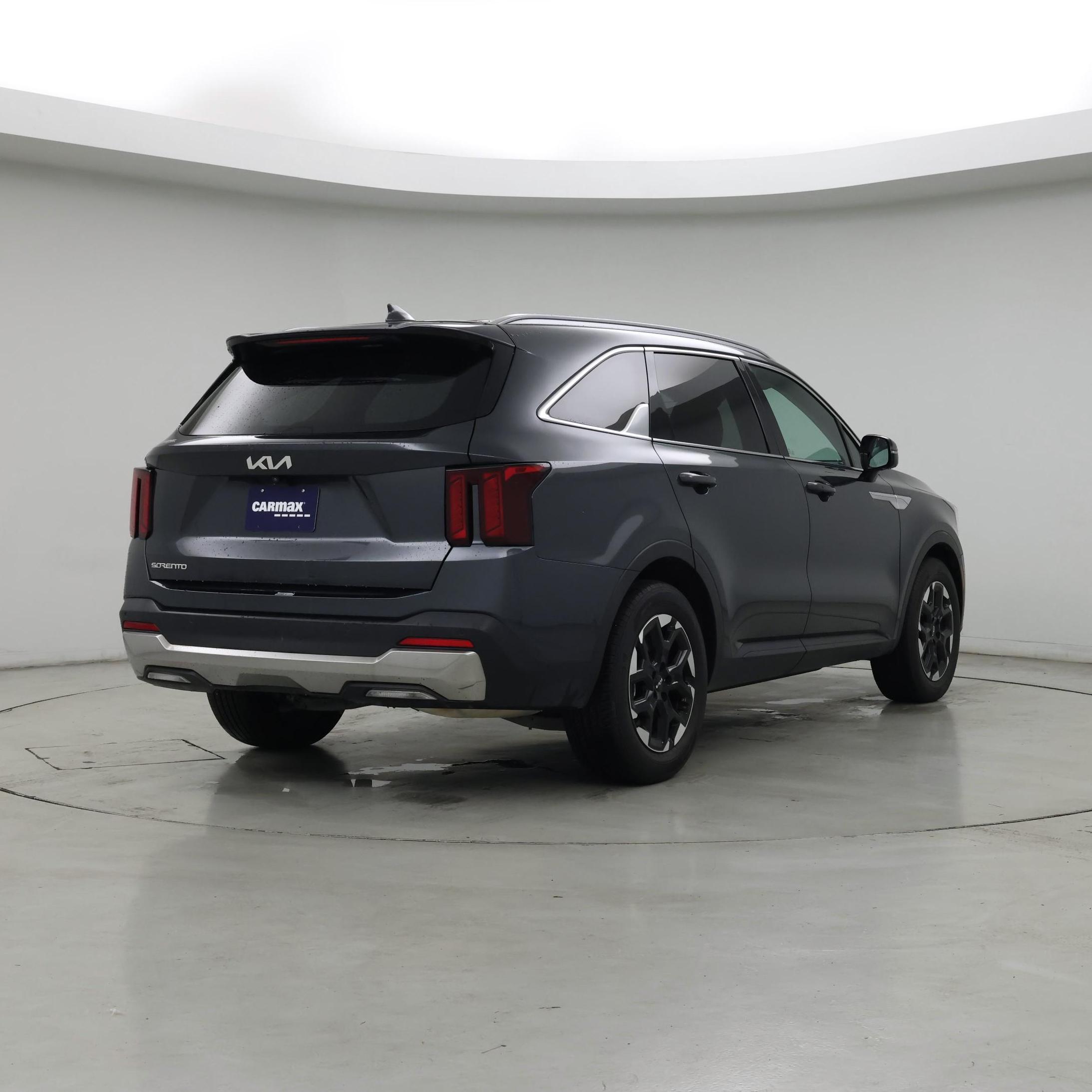 Thumbnail: 2022 Kia Sorento - 8