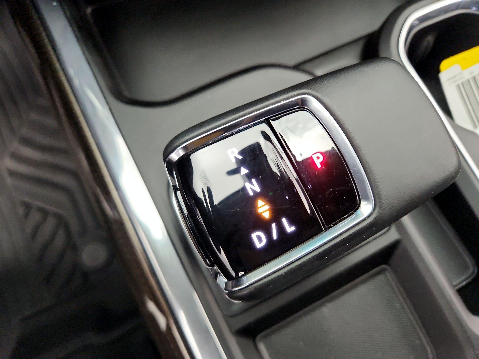 Thumbnail: 2023 Chevrolet Silverado 1500 - 17