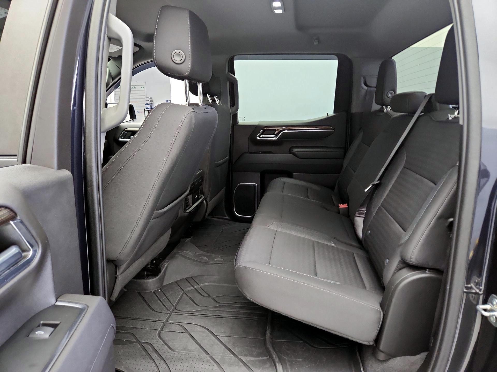 Thumbnail: 2023 Chevrolet Silverado 1500 - 19