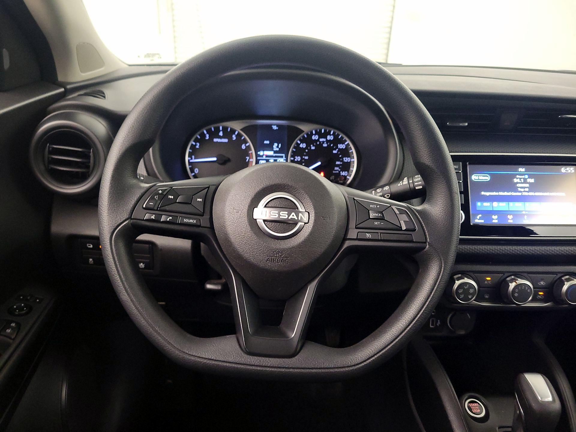 Thumbnail: 2023 Nissan Kicks - 10