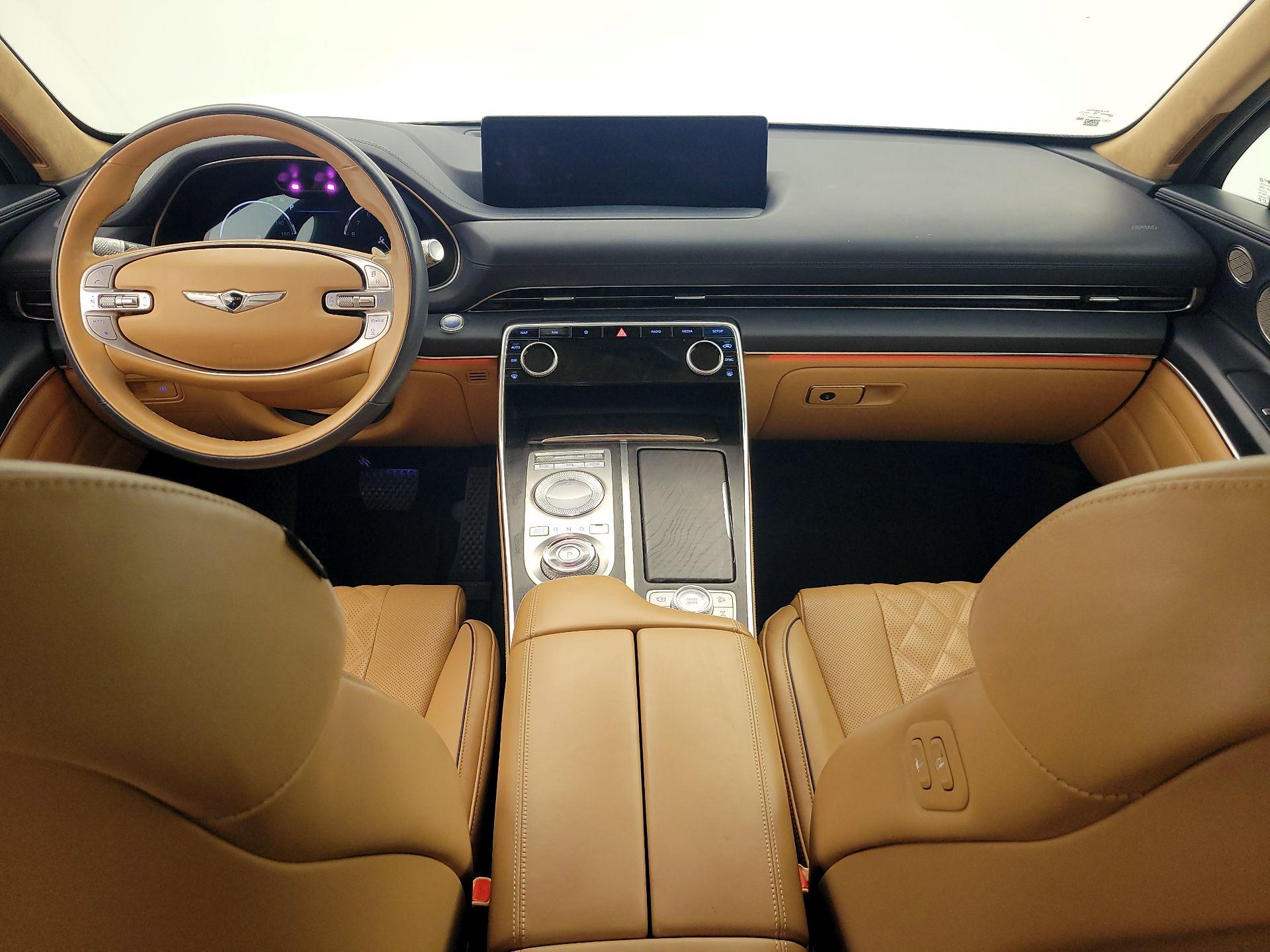 Thumbnail: 2021 Genesis GV80 - 9