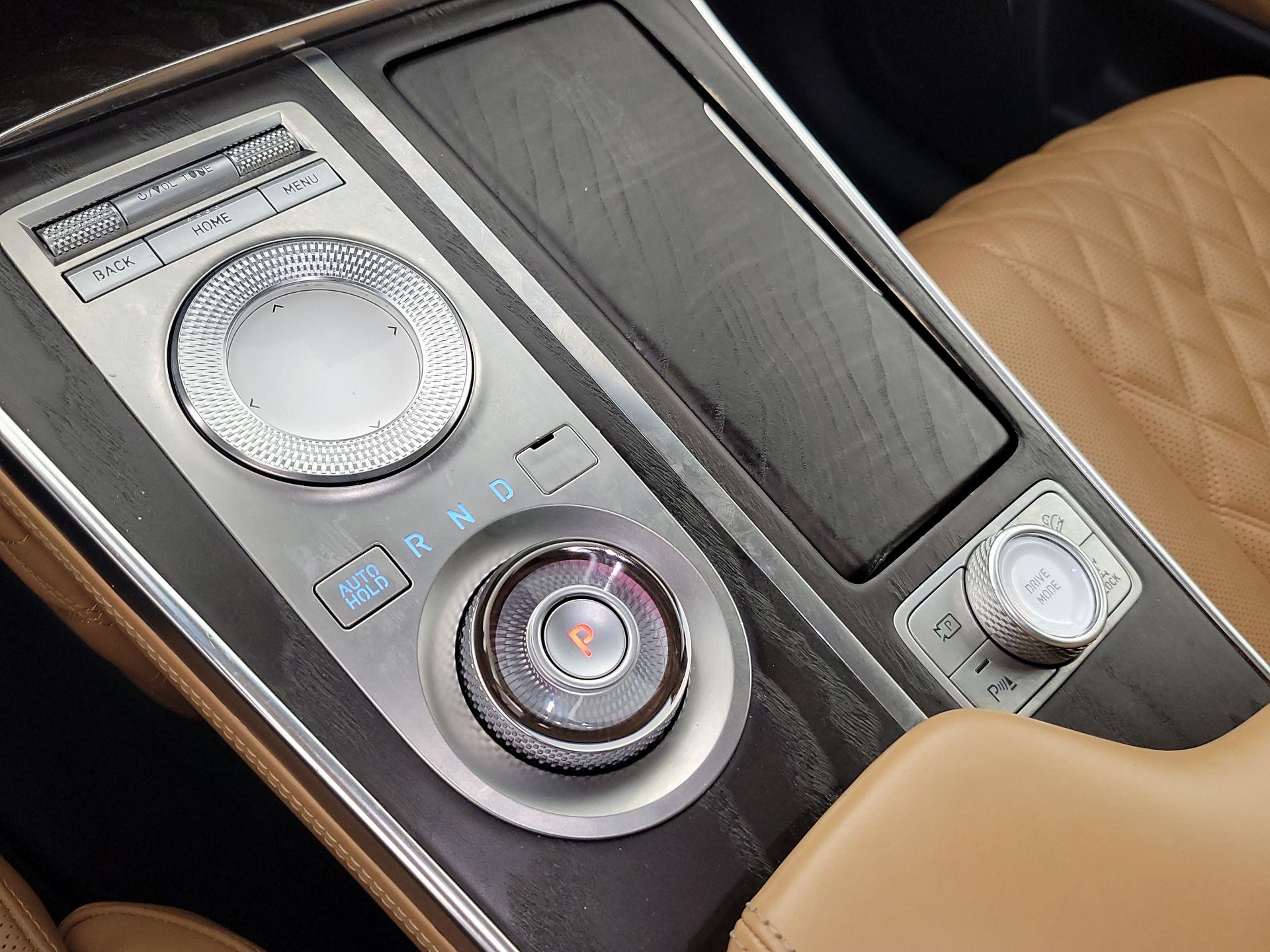 Thumbnail: 2021 Genesis GV80 - 18