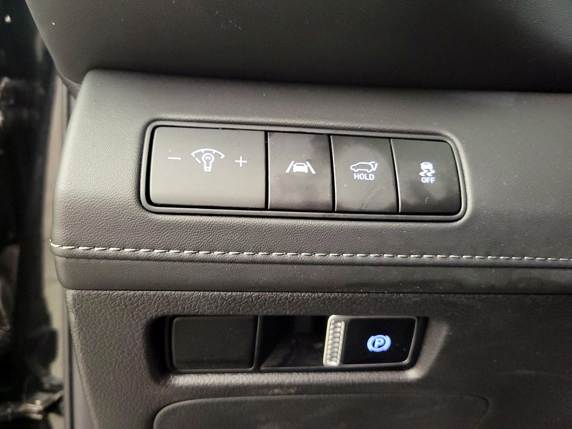 Thumbnail: 2023 Hyundai Santa Fe - 13