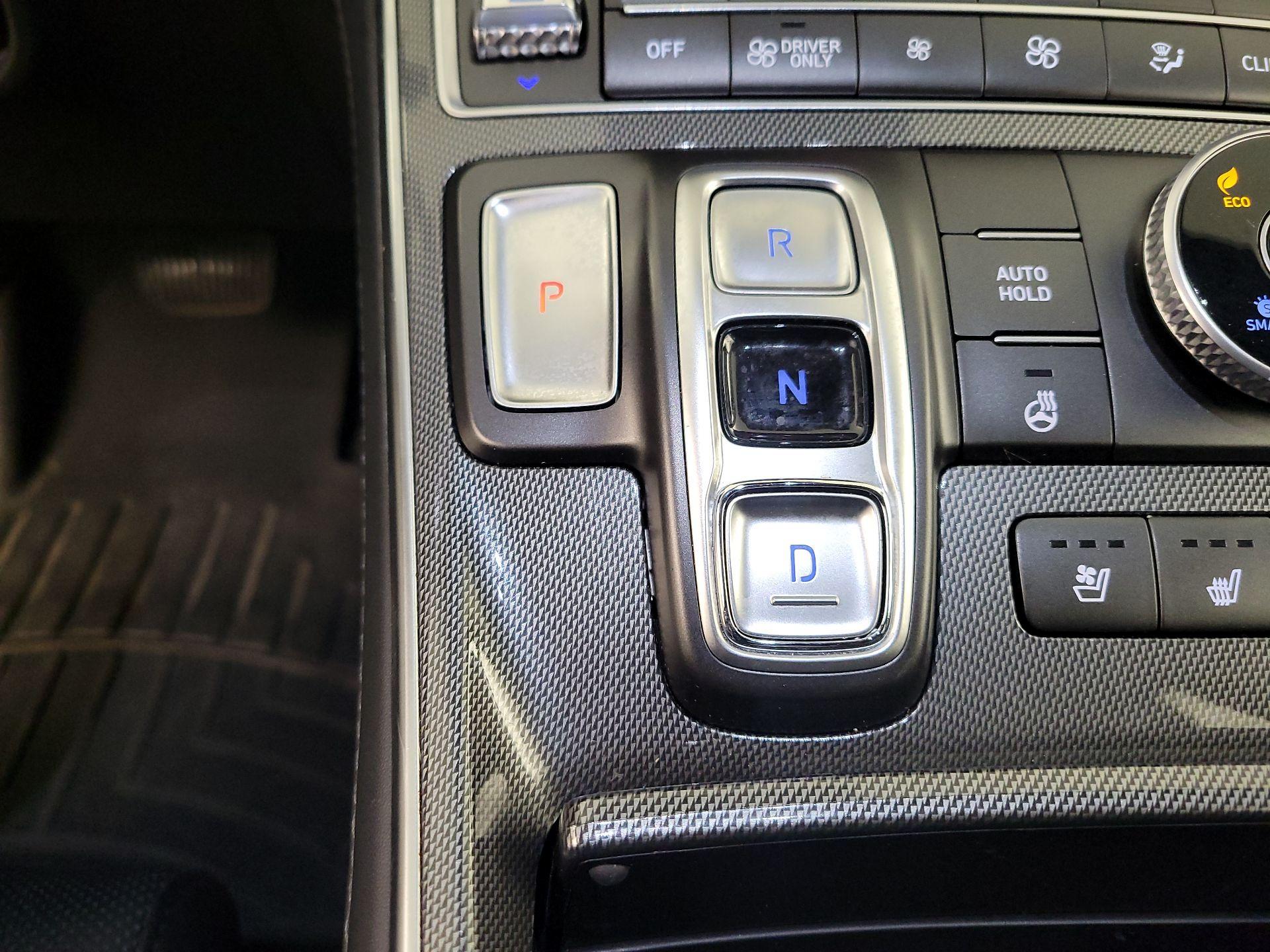 Thumbnail: 2023 Hyundai Santa Fe - 17