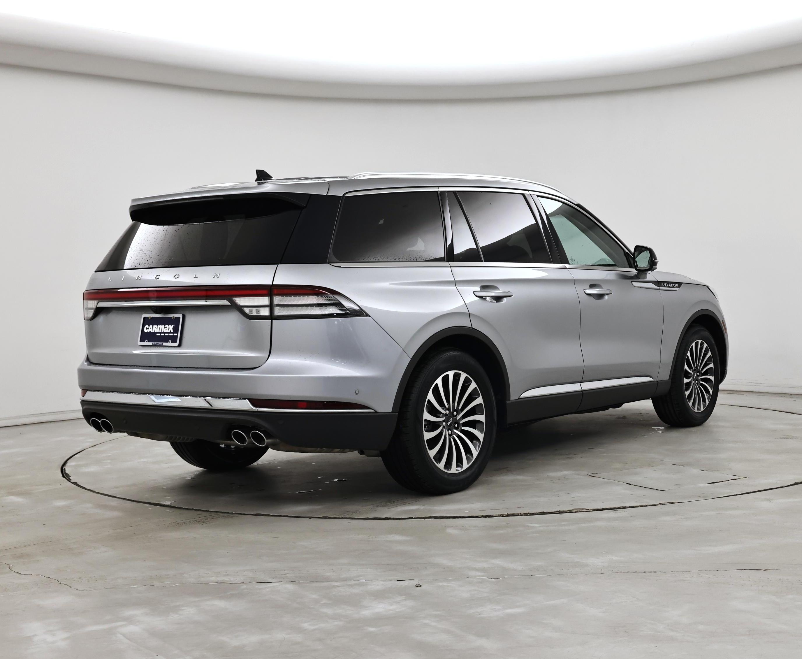 Thumbnail: 2022 Lincoln Aviator - 8
