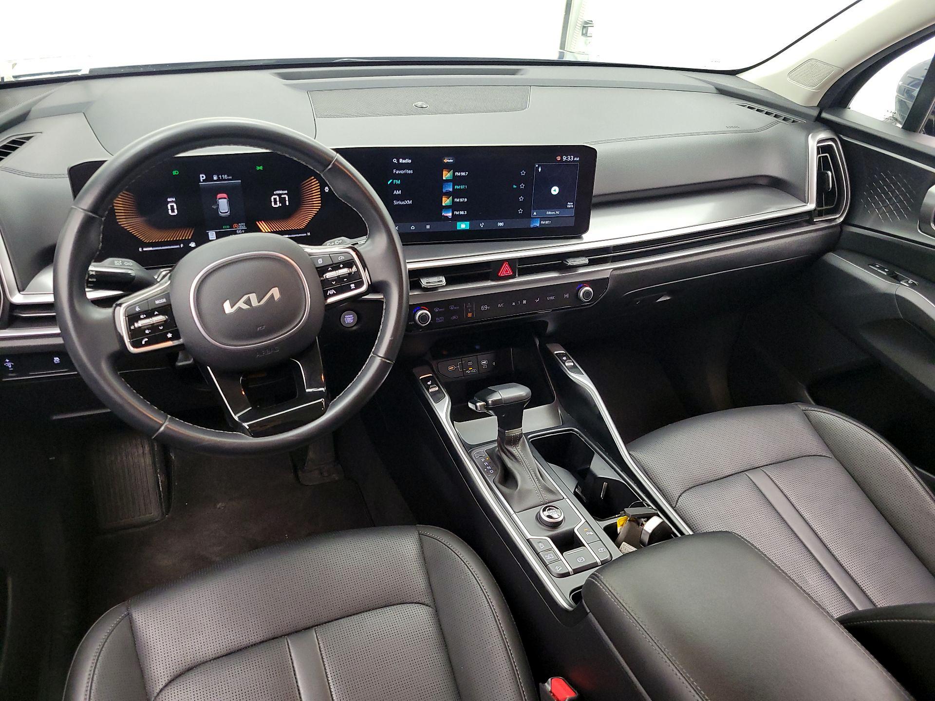 Thumbnail: 2024 Kia Sorento - 9