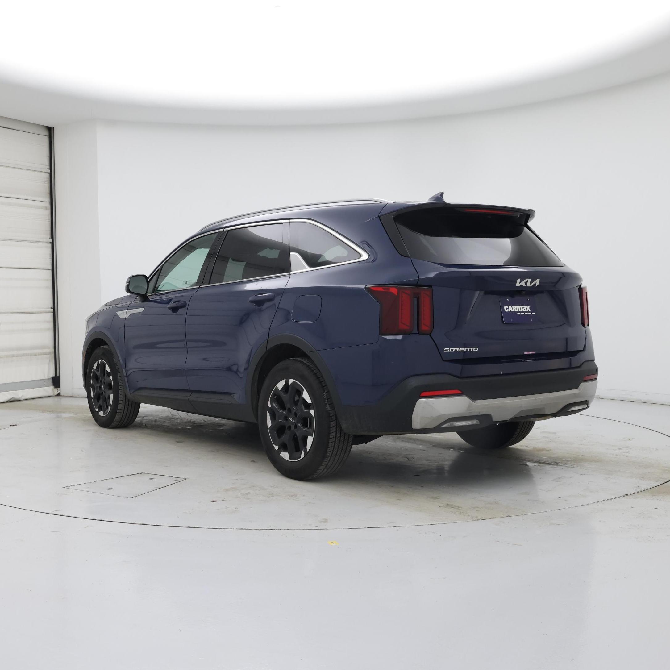 Thumbnail: 2024 Kia Sorento - 2