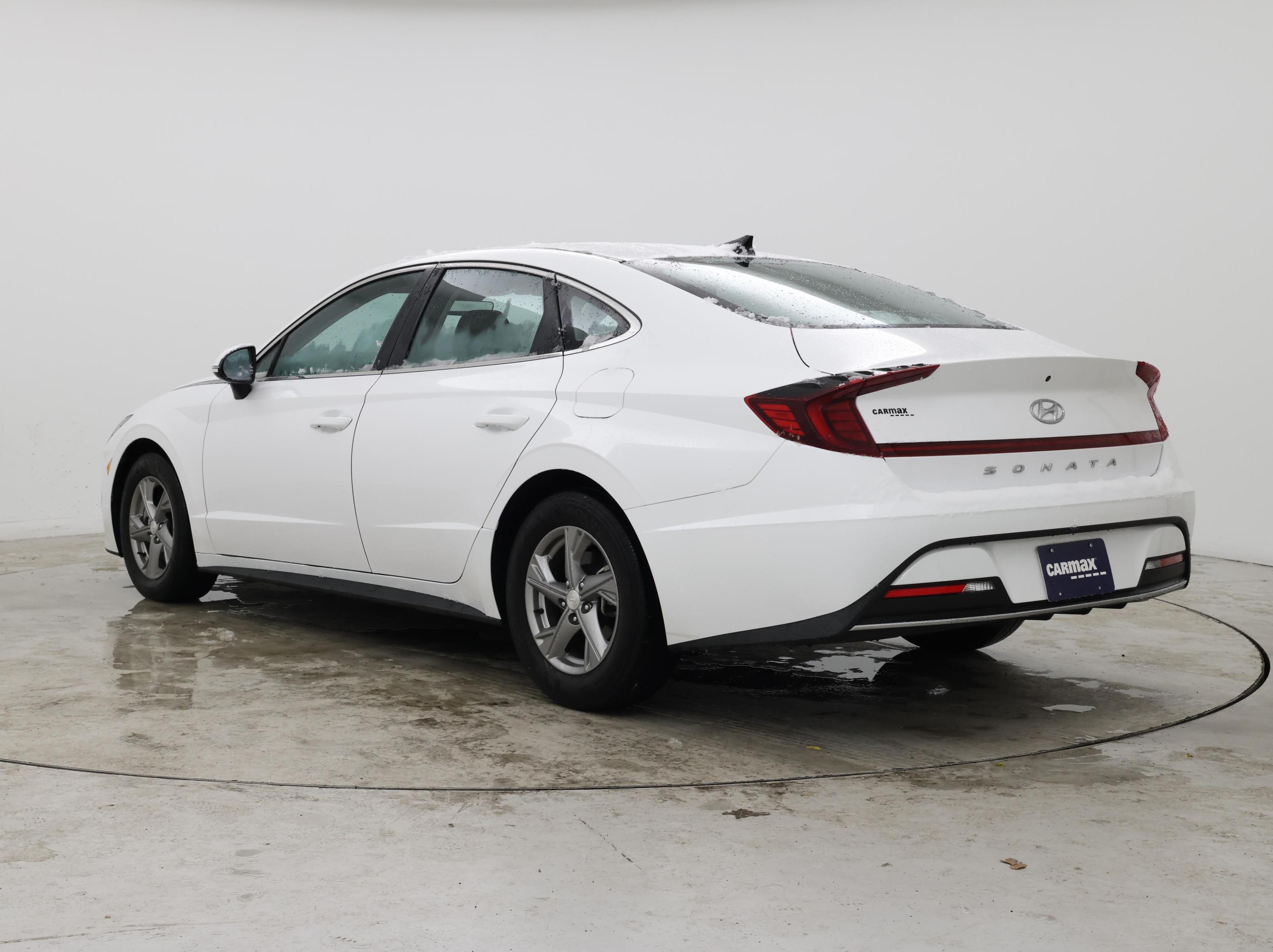 Thumbnail: 2023 Hyundai Sonata - 2