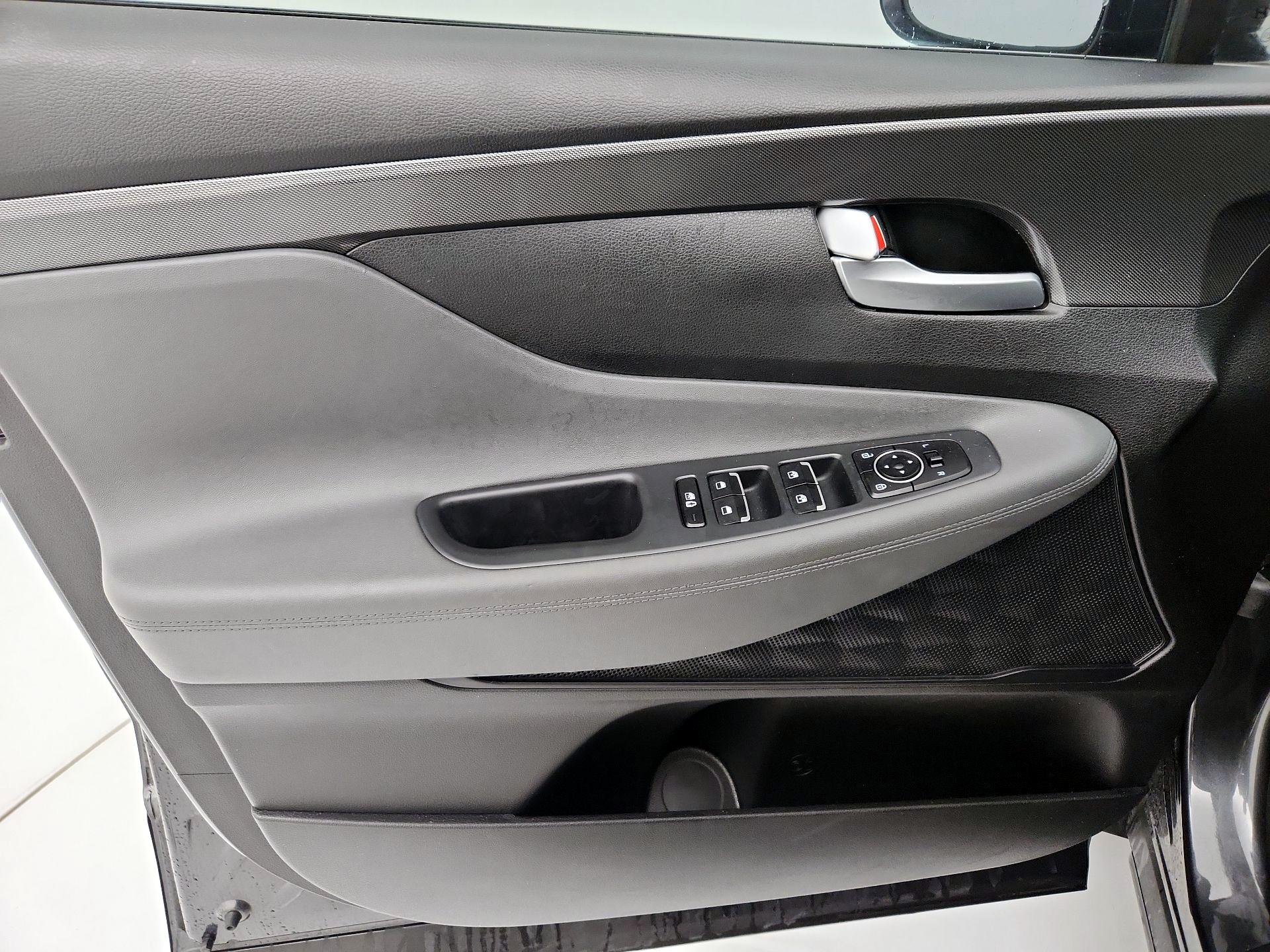 Thumbnail: 2023 Hyundai Santa Fe - 12