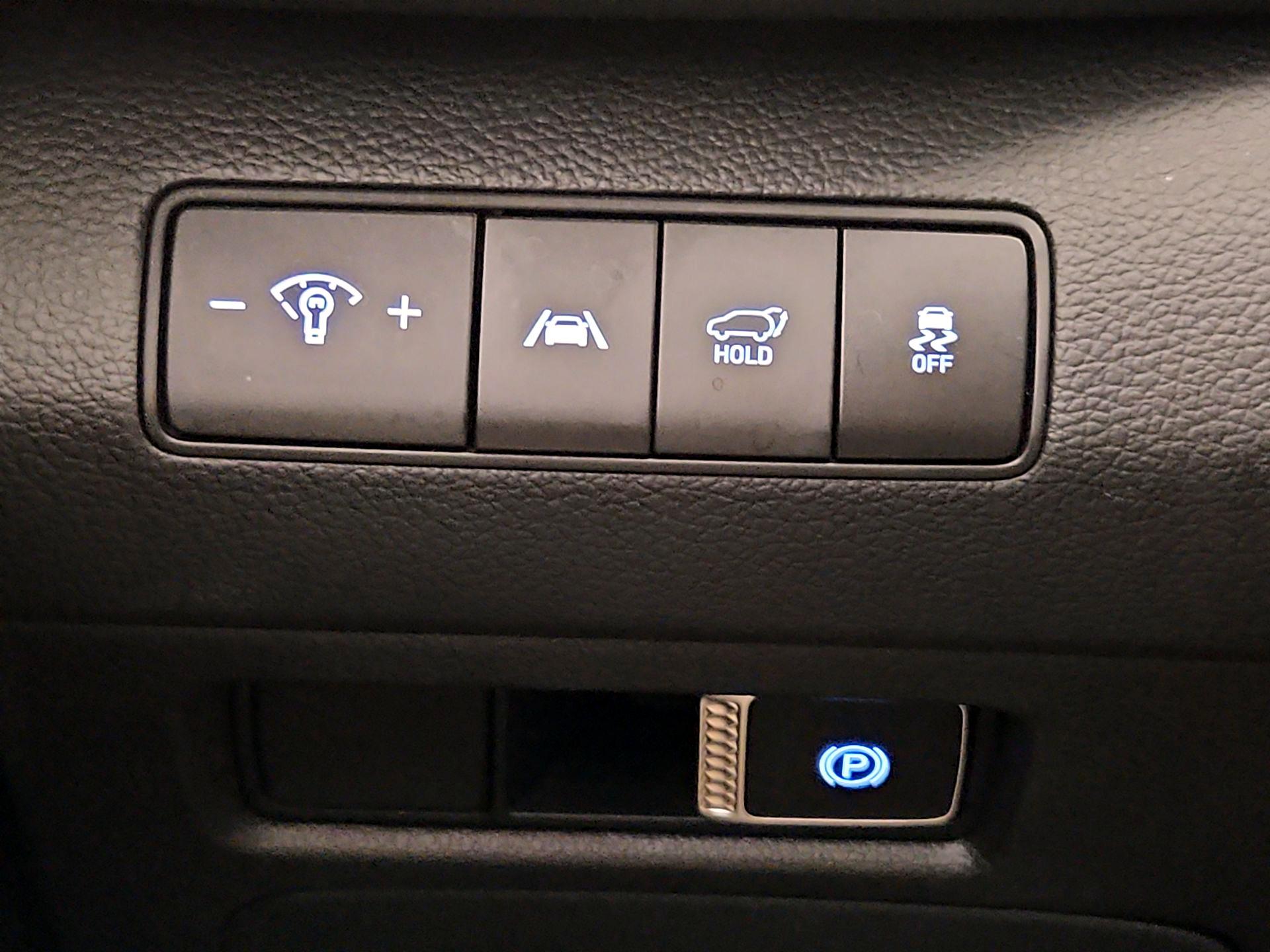 Thumbnail: 2023 Hyundai Santa Fe - 13