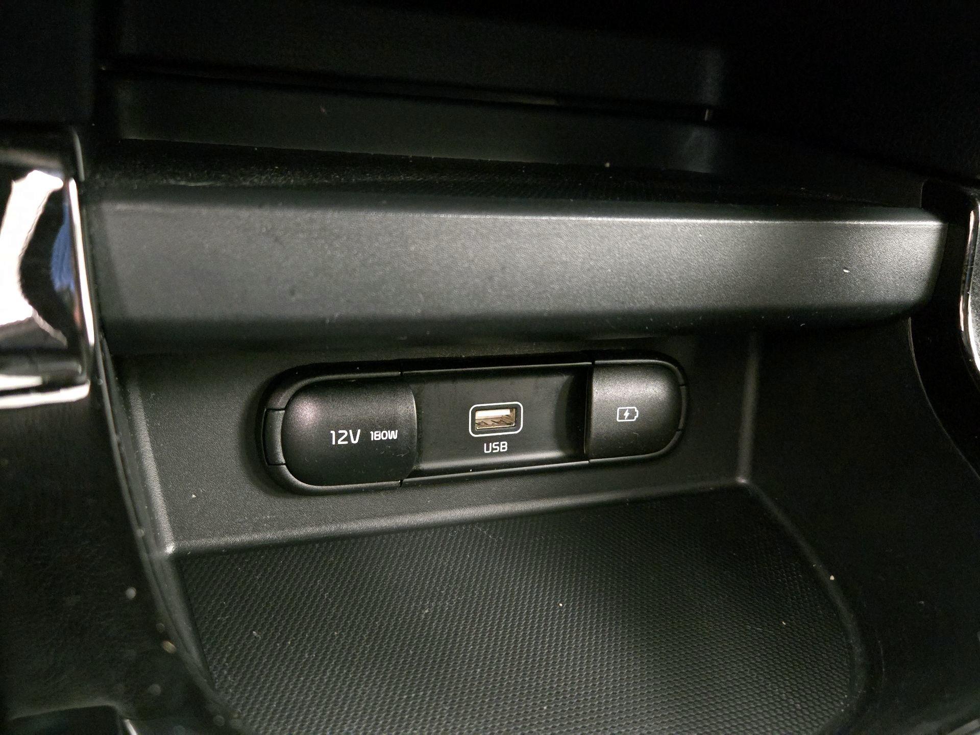 Thumbnail: 2023 Kia Seltos - 19