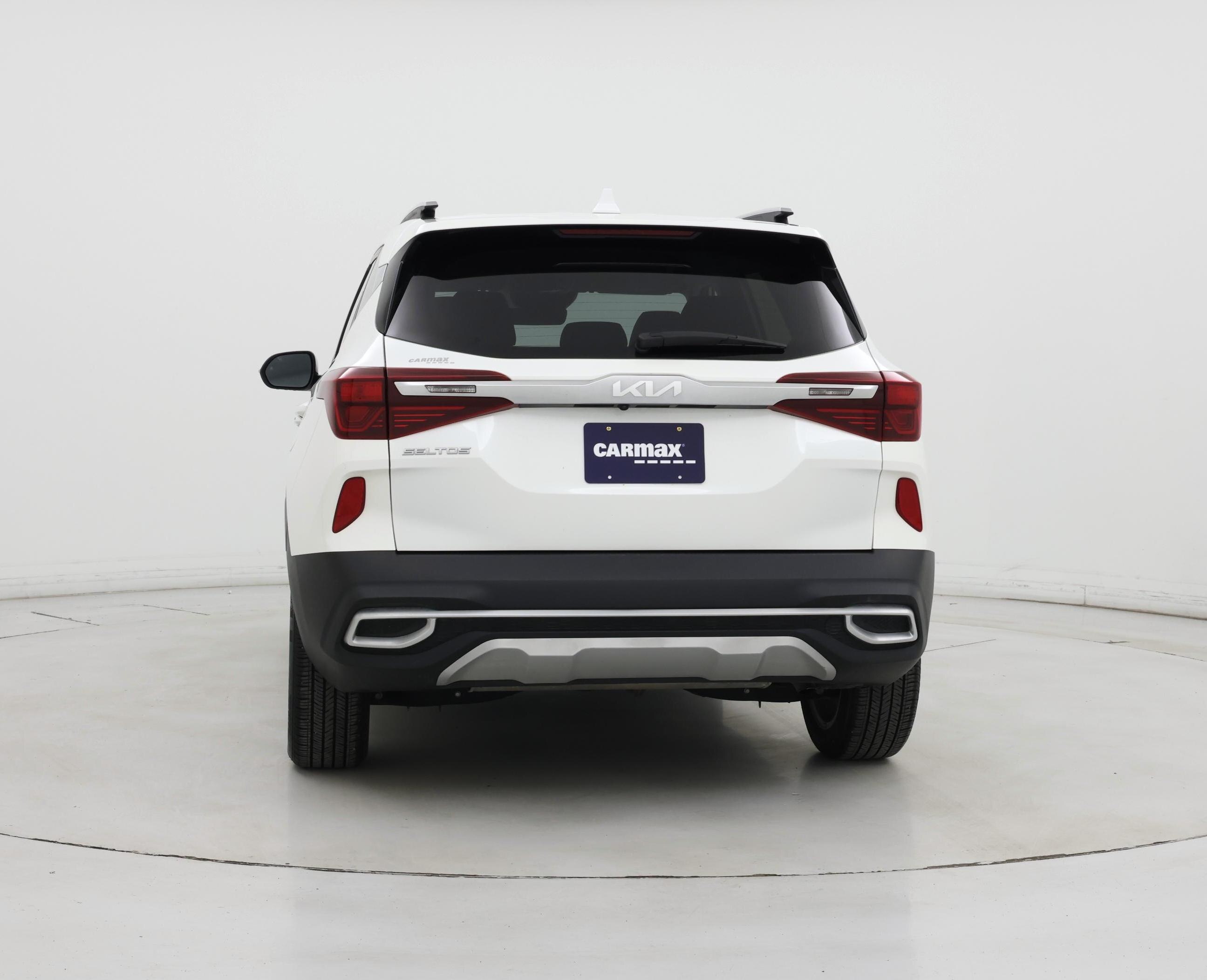 Thumbnail: 2023 Kia Seltos - 6