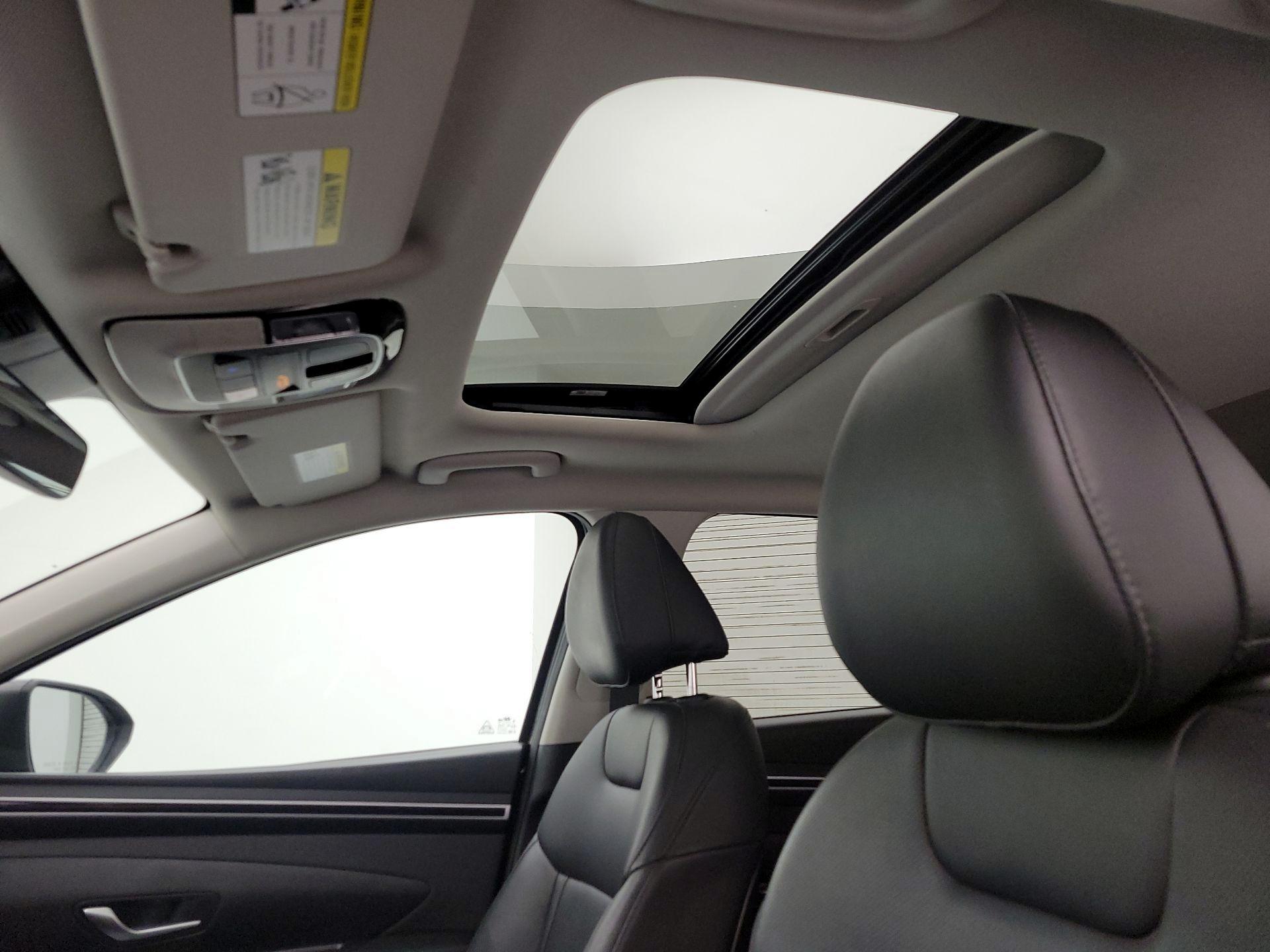 Thumbnail: 2023 Hyundai Tucson - 19