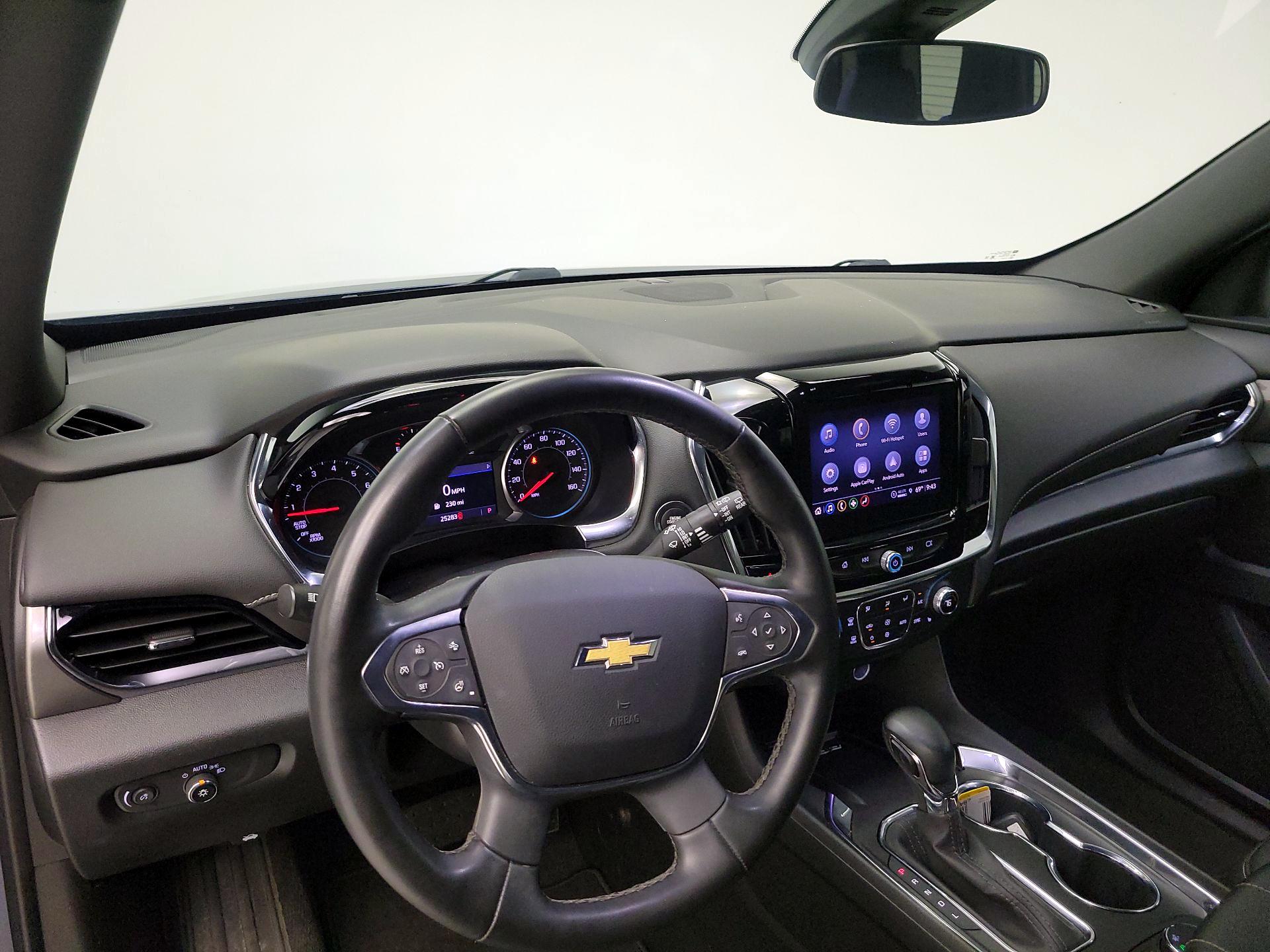 Thumbnail: 2023 Chevrolet Traverse - 9