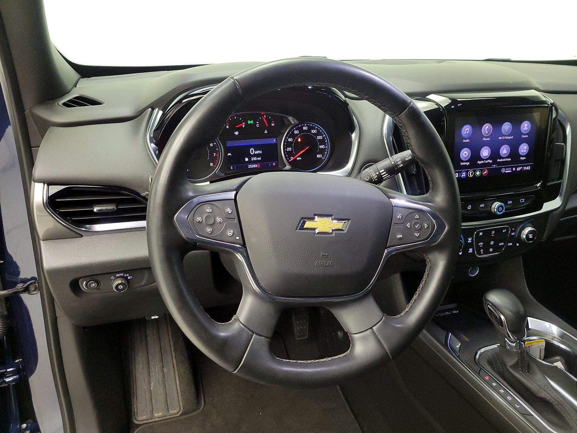 Thumbnail: 2023 Chevrolet Traverse - 10