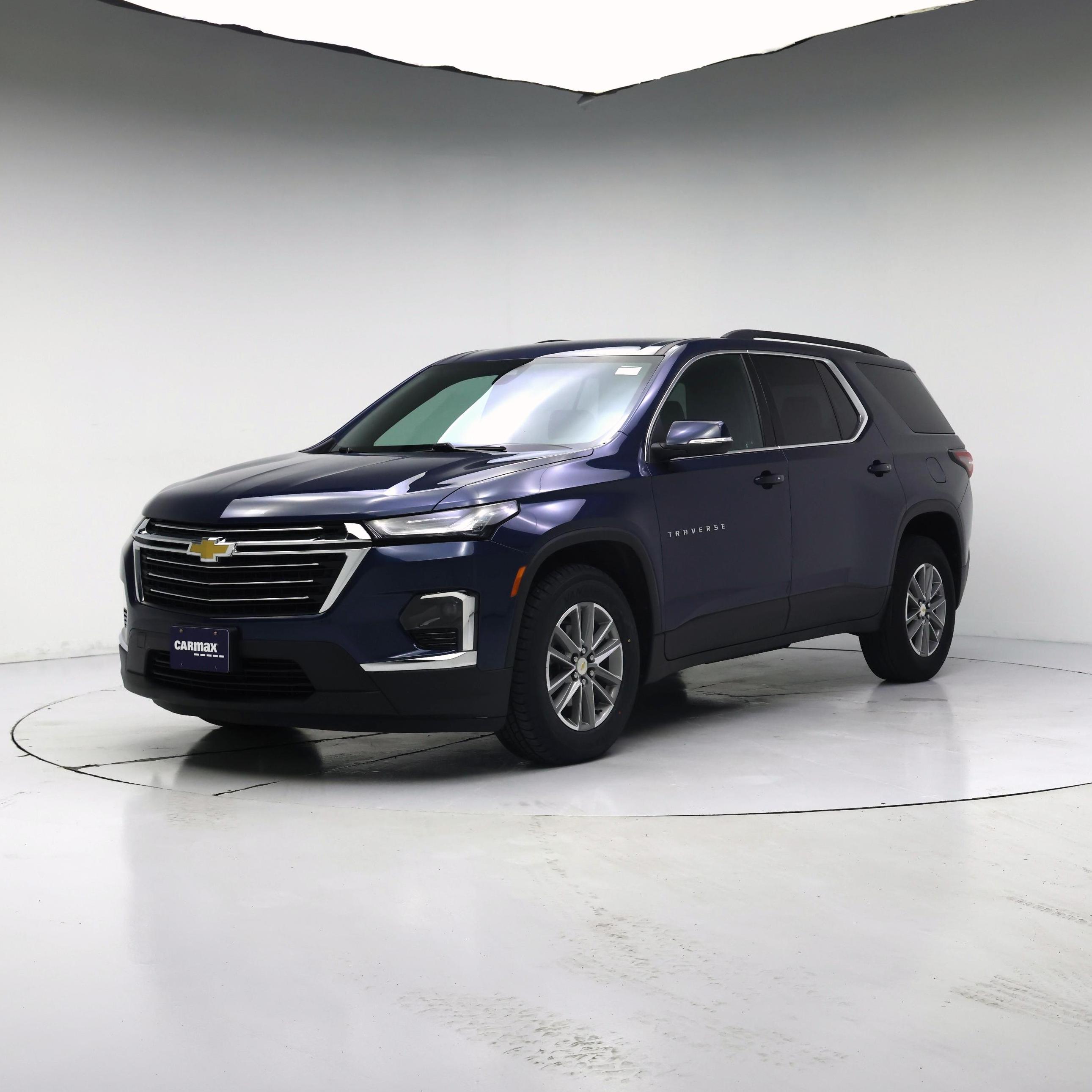 Thumbnail: 2023 Chevrolet Traverse - 4